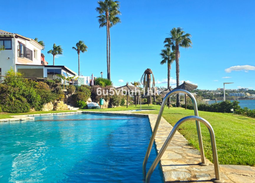 Resale - House - Townhouse - Estepona - Estepona Centro