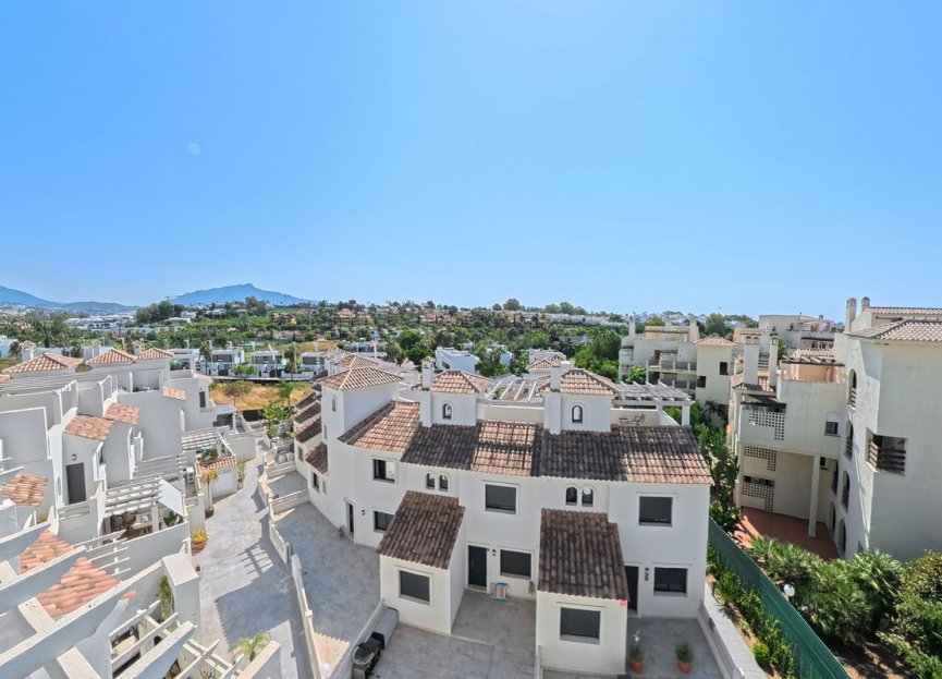Resale - House - Townhouse - Estepona - Estepona Centro