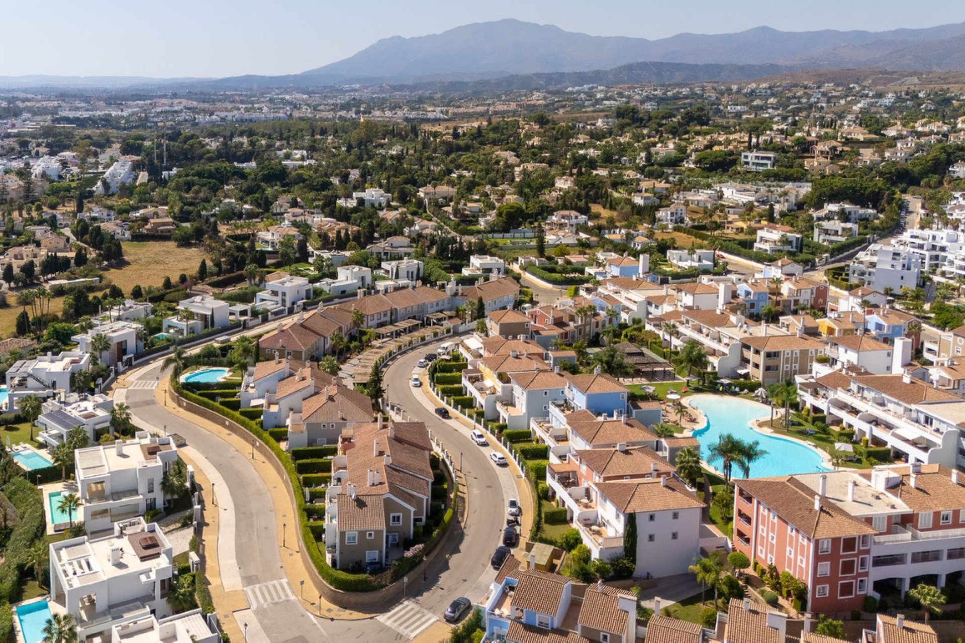 Resale - House - Townhouse - Estepona - Estepona Centro