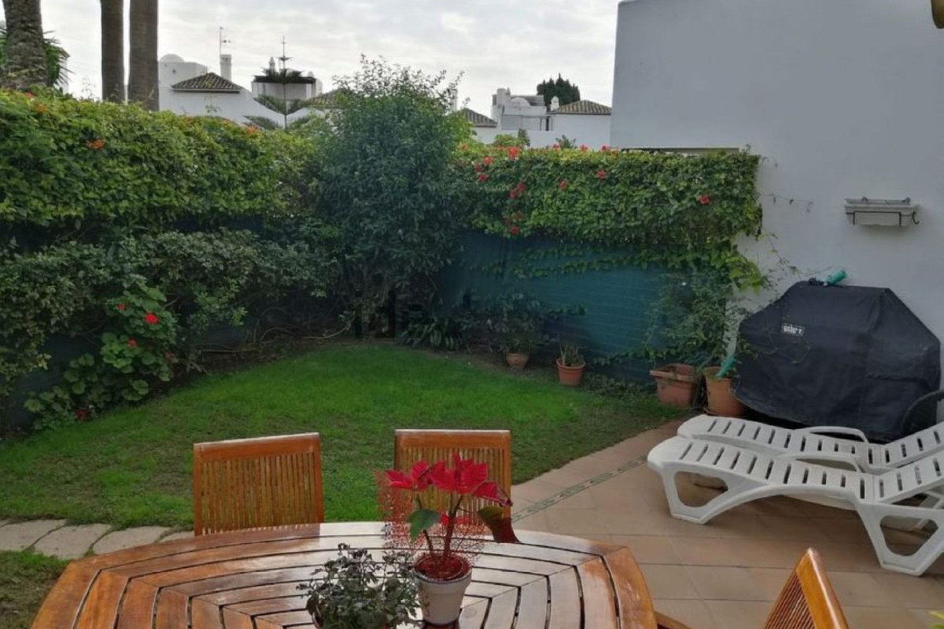 Resale - House - Townhouse - Estepona - Estepona Centro