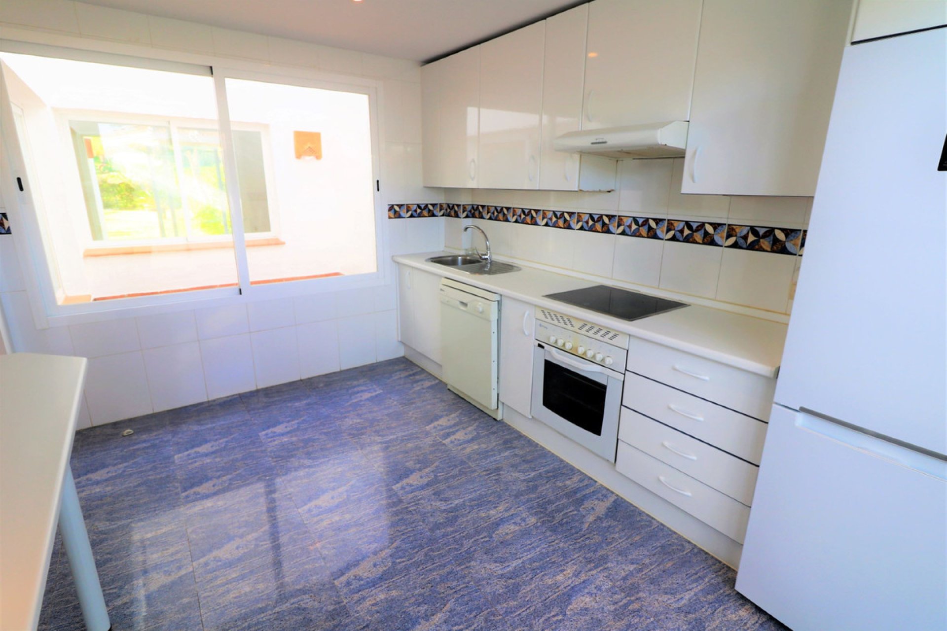 Resale - House - Townhouse - Estepona - Estepona Centro