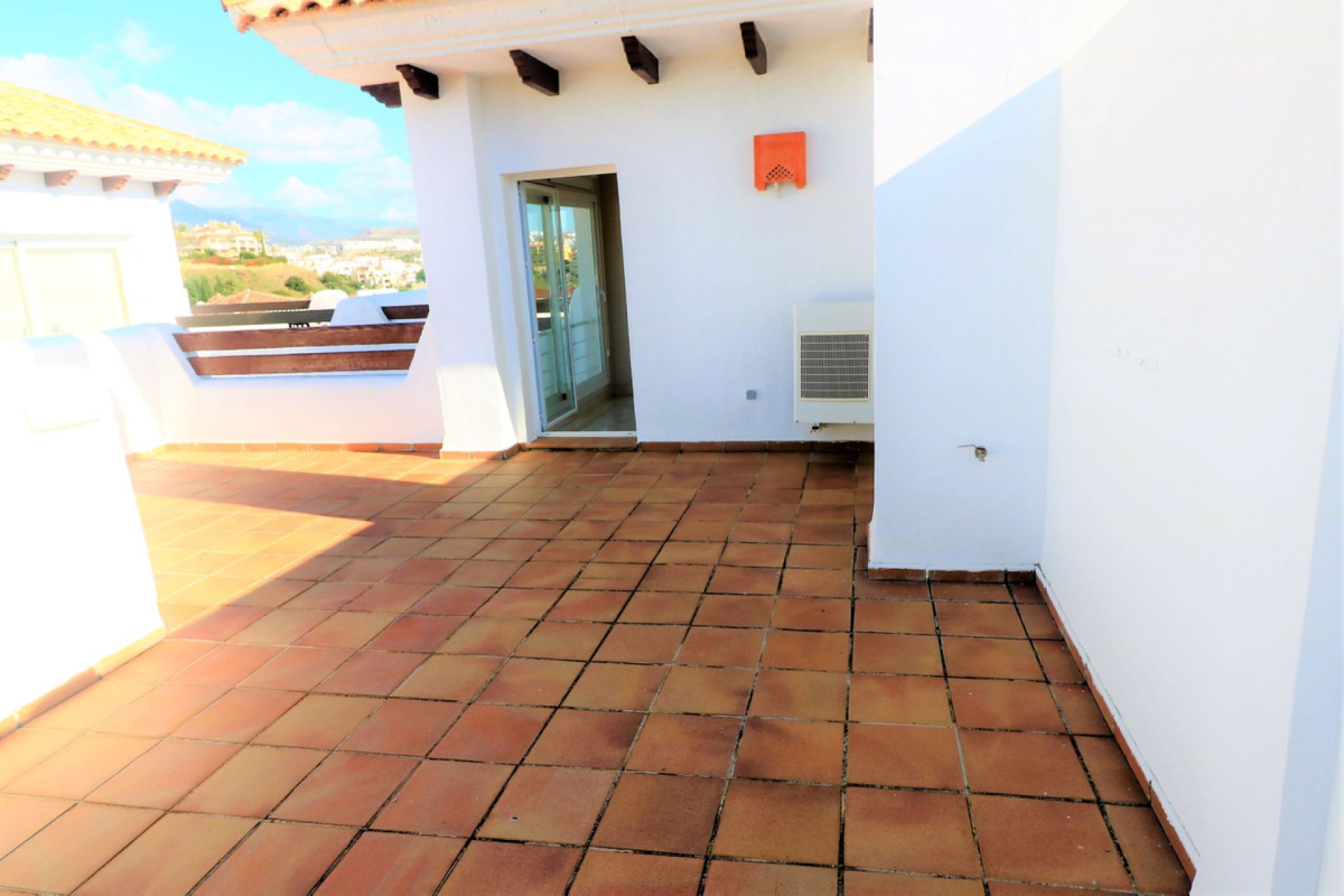 Resale - House - Townhouse - Estepona - Estepona Centro