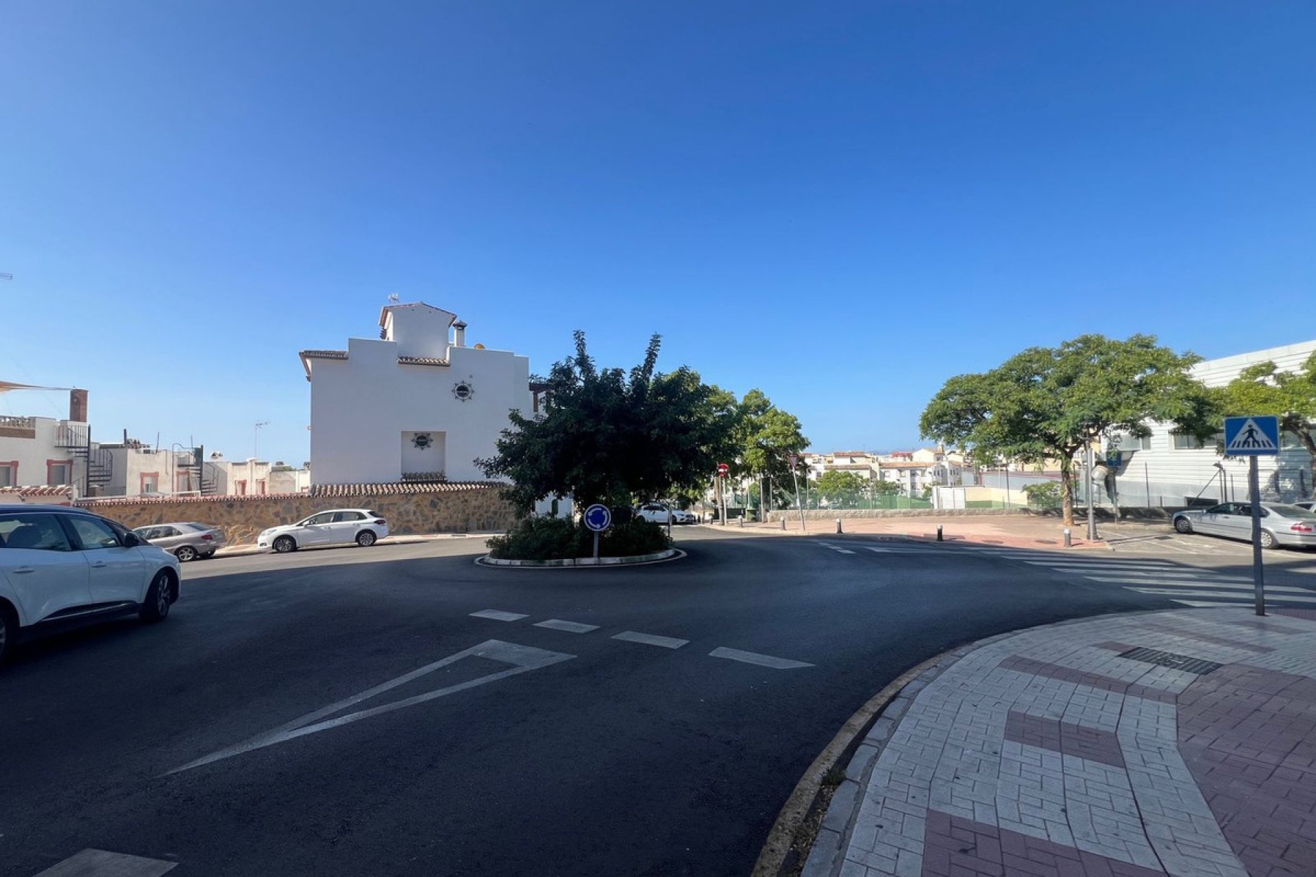 Resale - House - Townhouse - Estepona - Estepona Centro