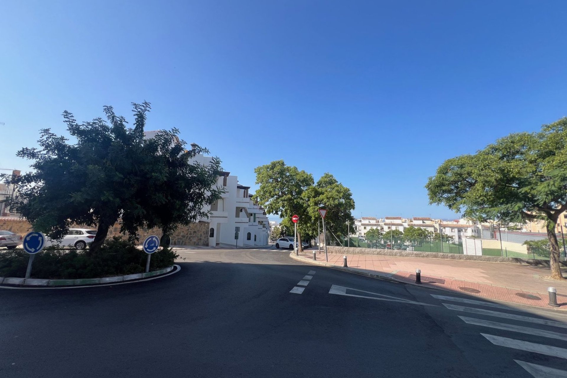 Resale - House - Townhouse - Estepona - Estepona Centro