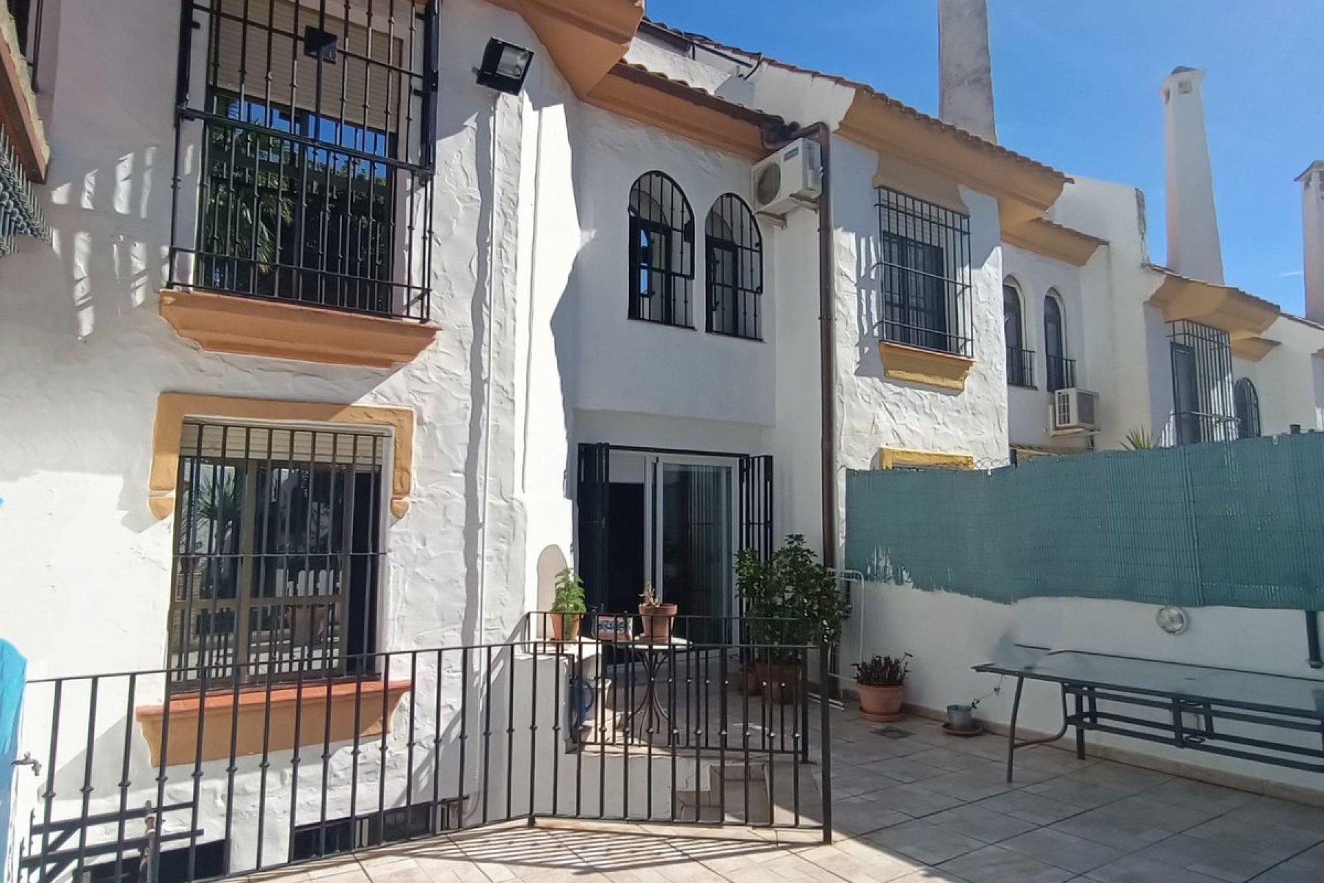 Resale - House - Townhouse - Estepona - Estepona Centro