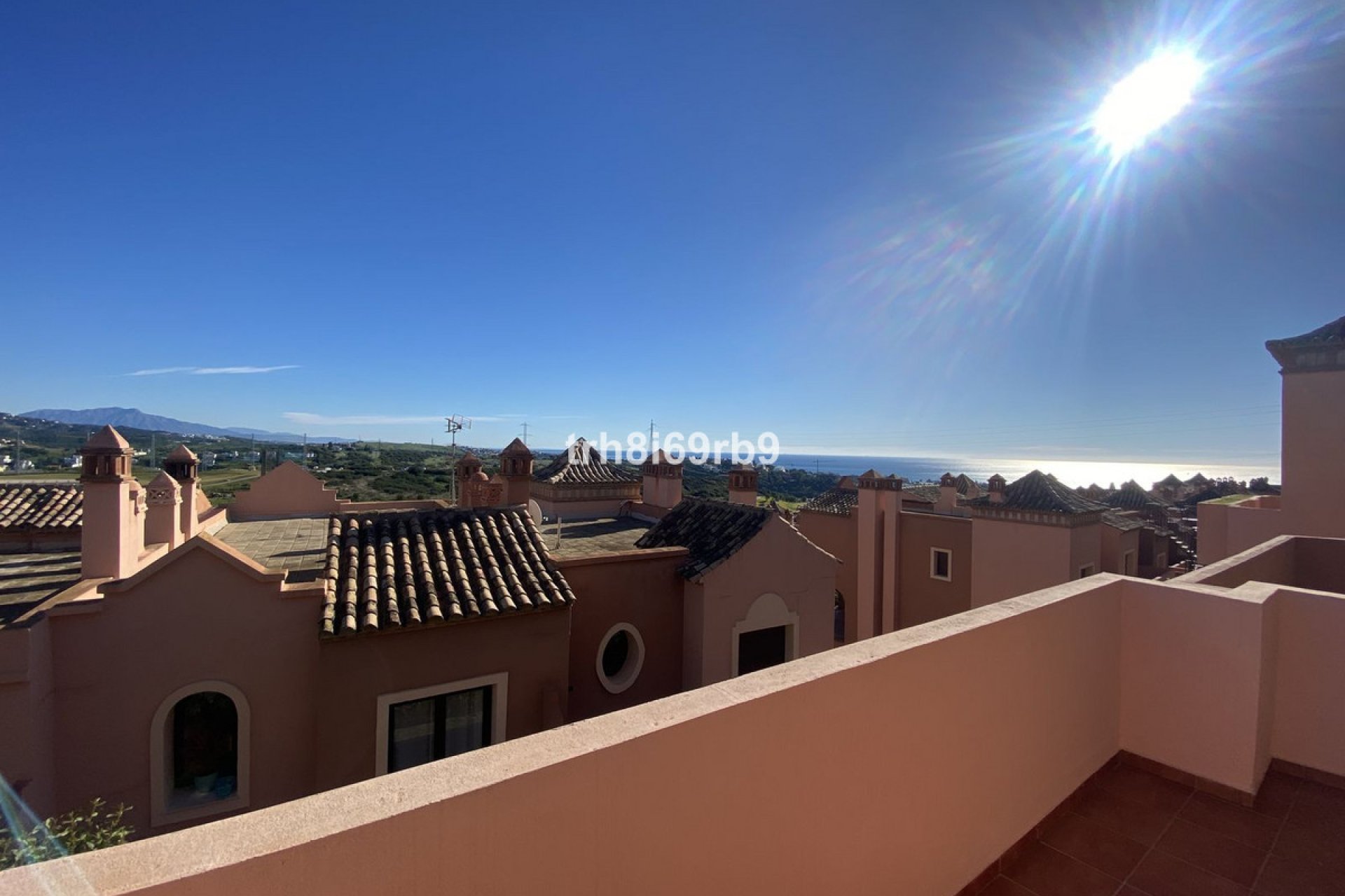 Resale - House - Townhouse - Estepona - Estepona Centro