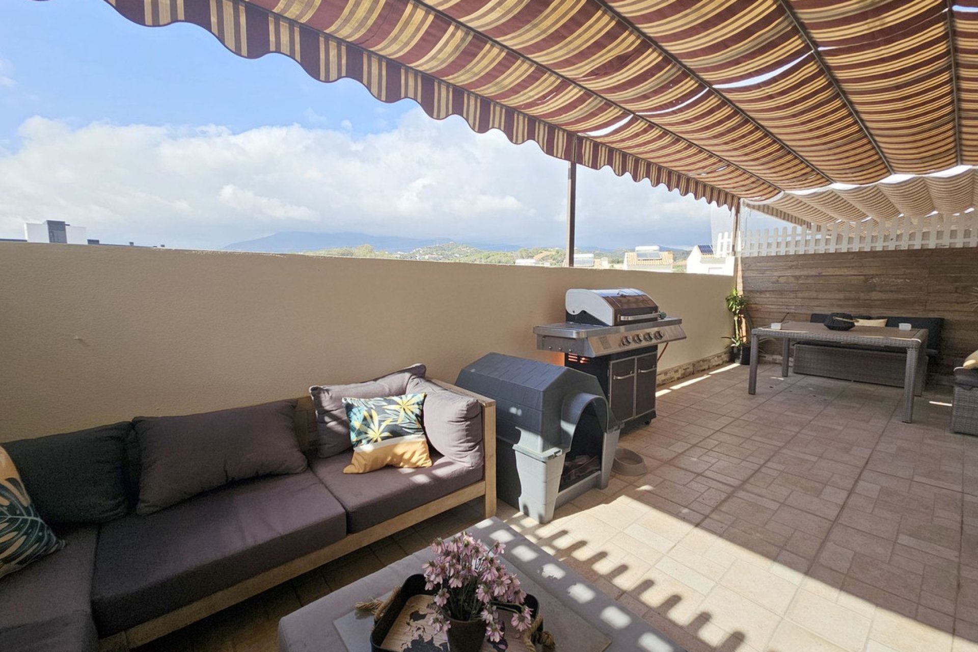 Resale - House - Townhouse - Estepona - Estepona Centro