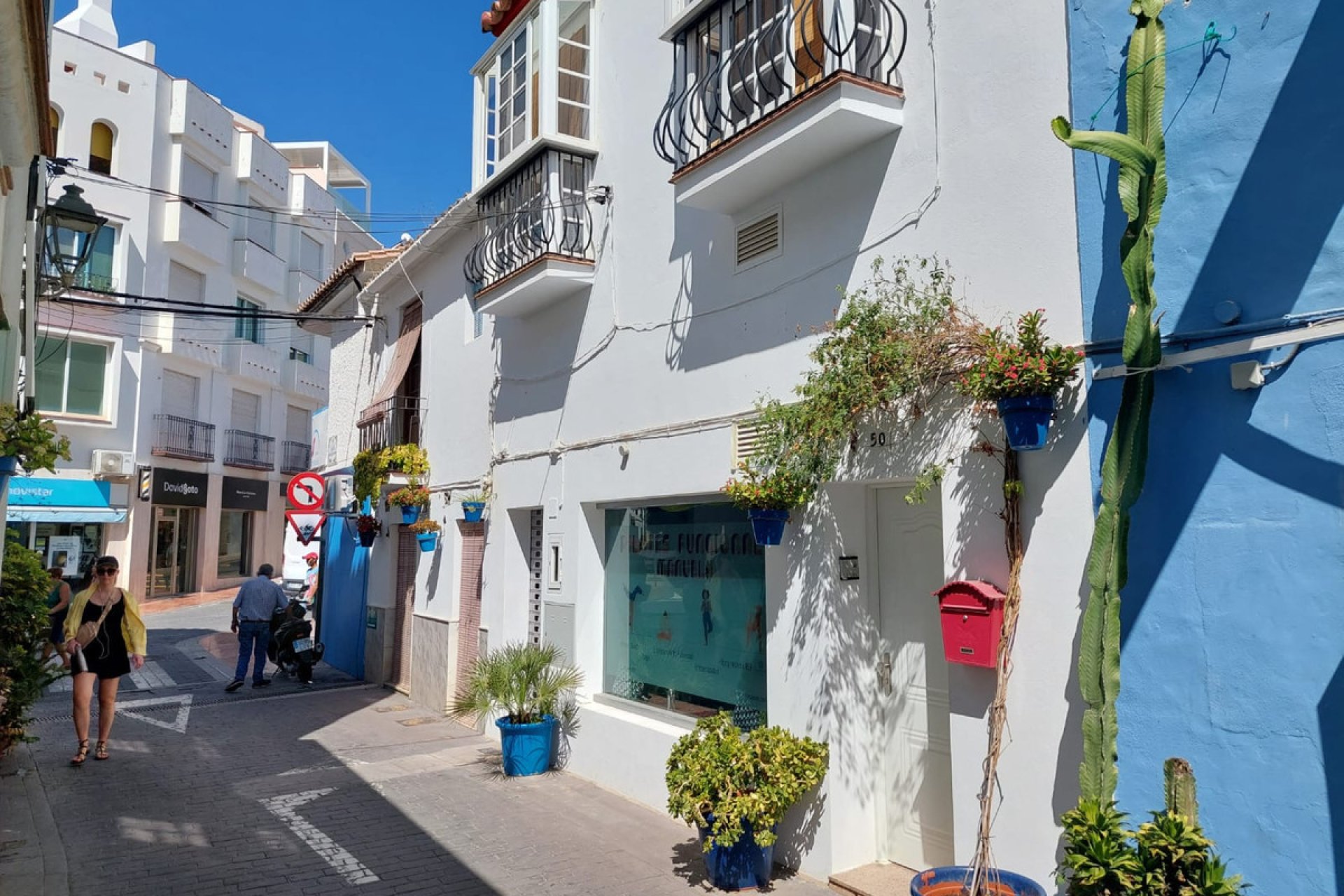 Resale - House - Townhouse - Estepona - Estepona Centro