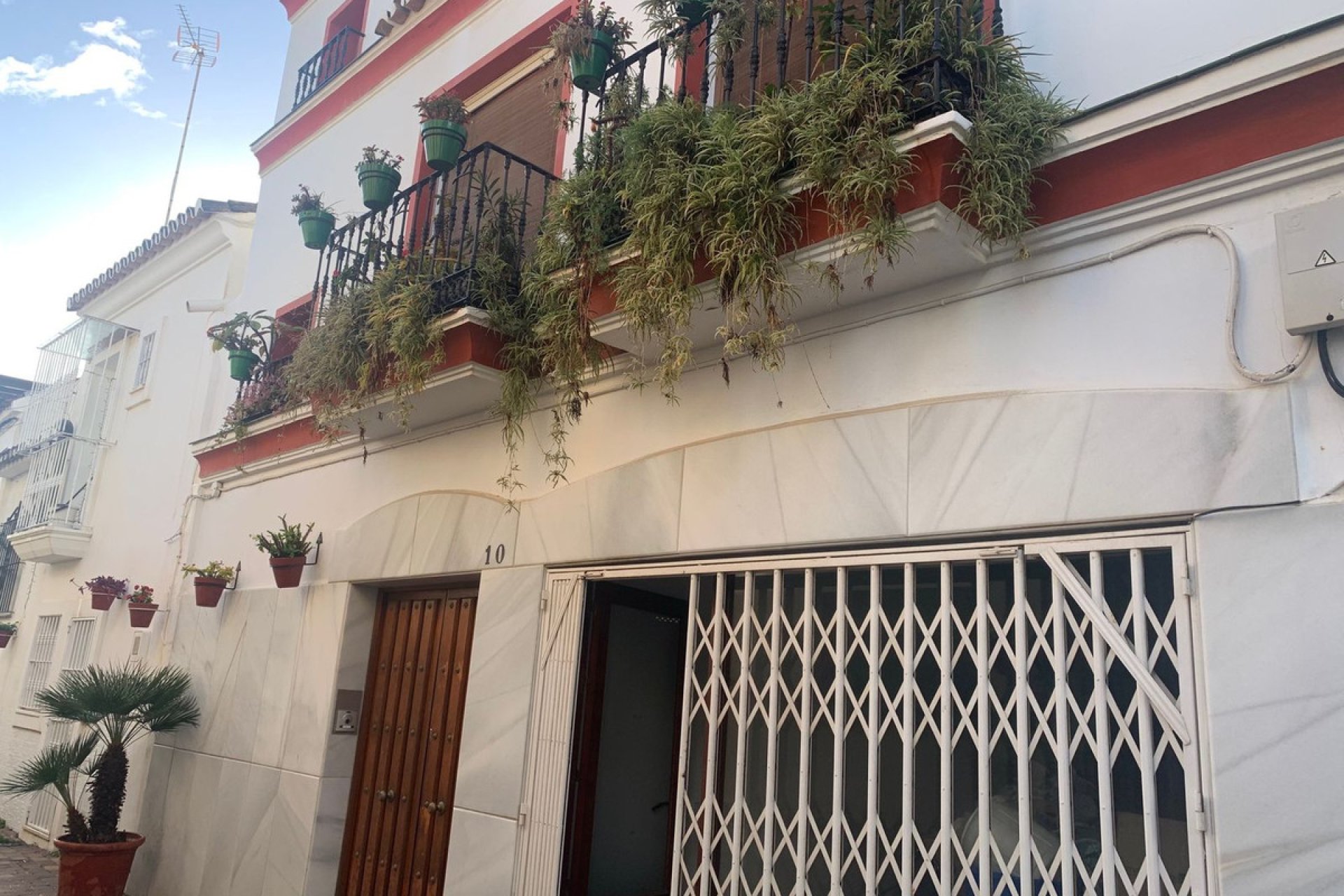 Resale - House - Townhouse - Estepona - Estepona Centro