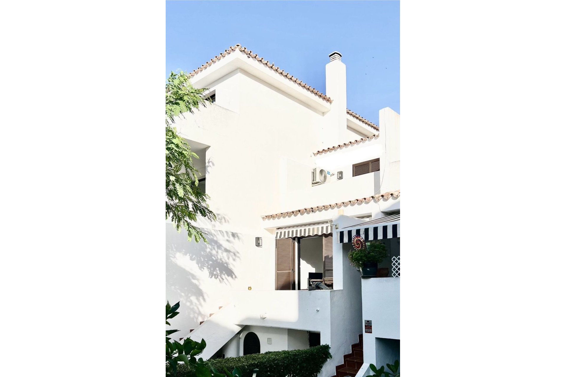 Resale - House - Townhouse - Estepona - Estepona Centro