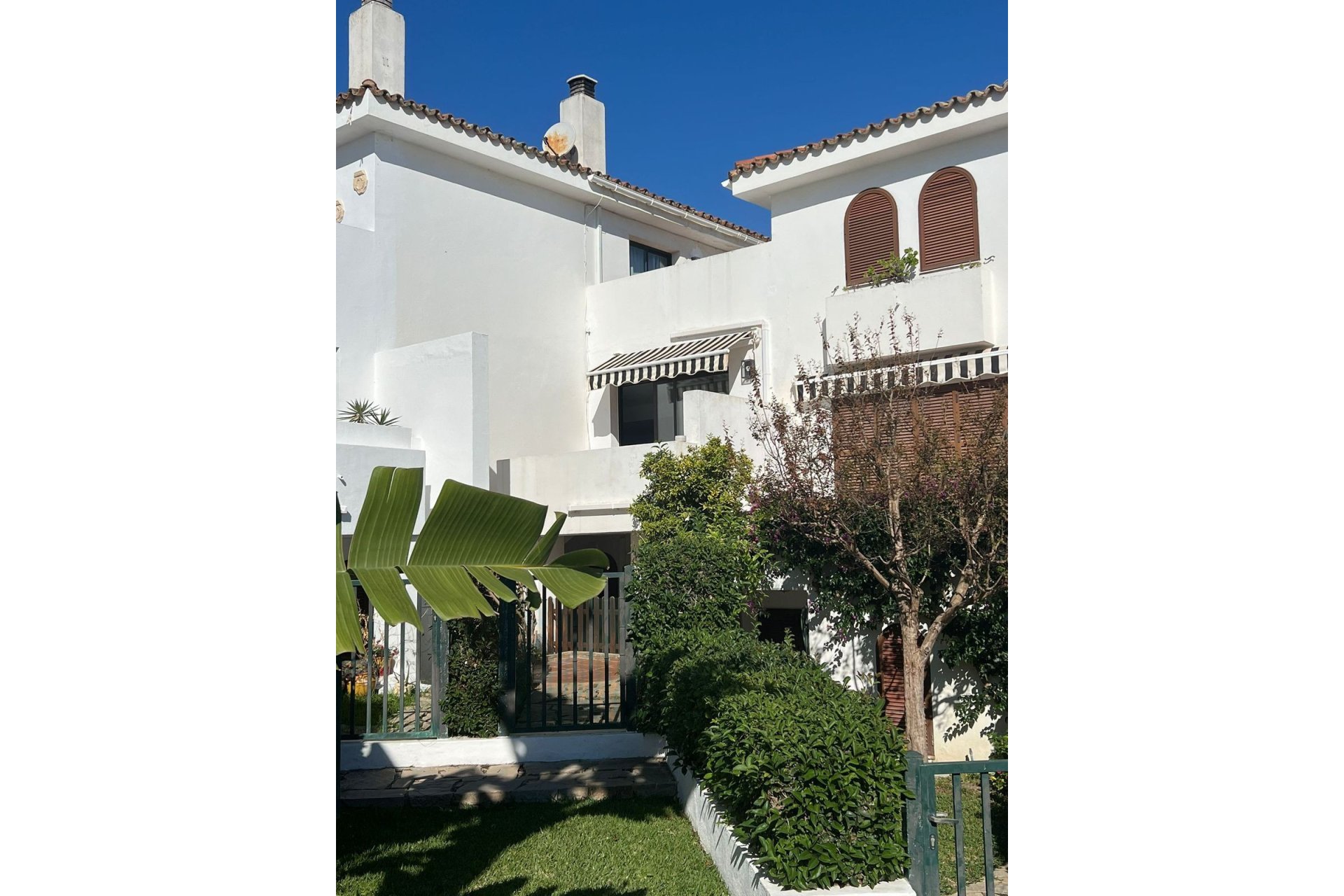 Resale - House - Townhouse - Estepona - Estepona Centro