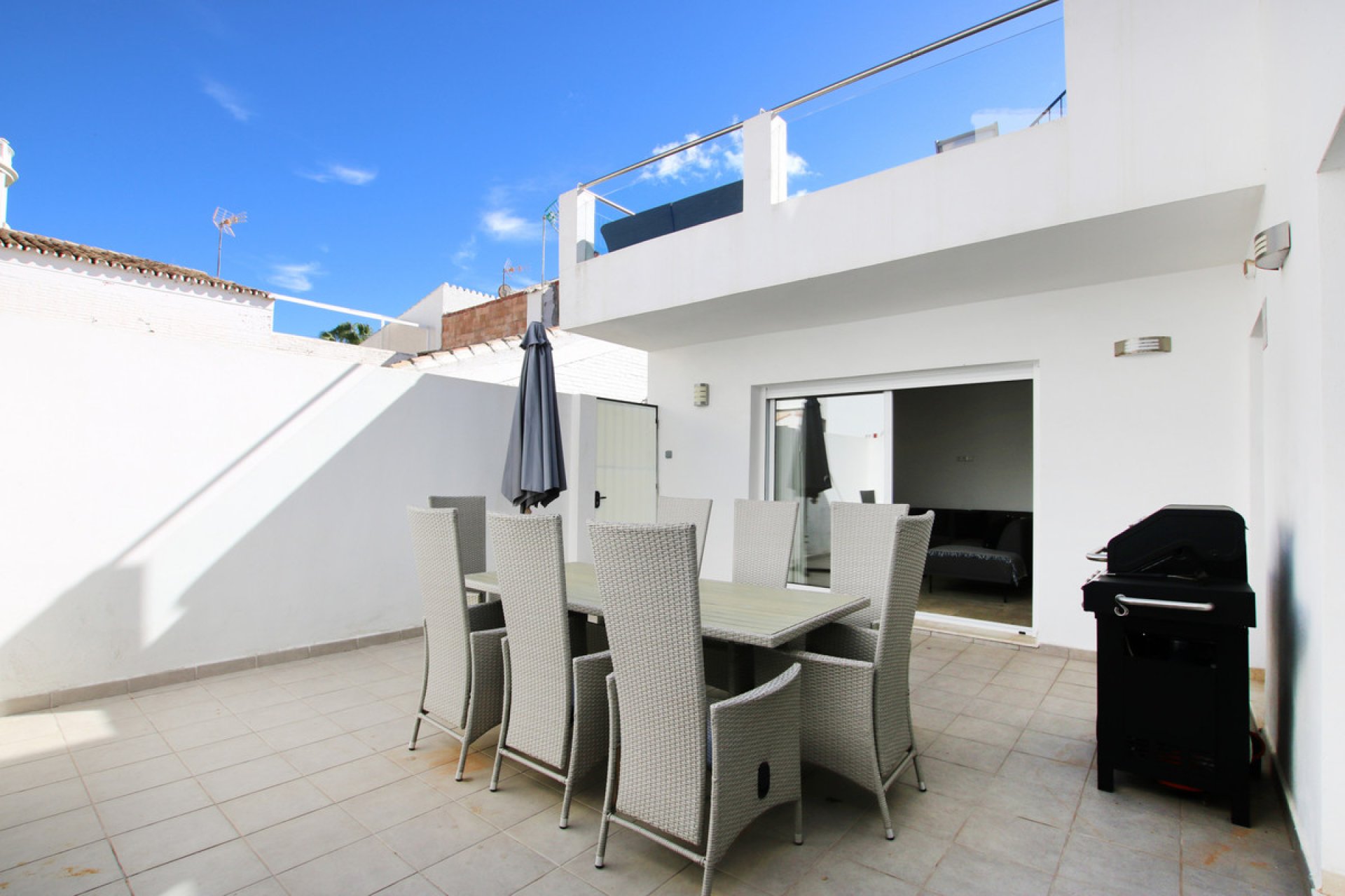 Resale - House - Townhouse - Estepona - Estepona Centro