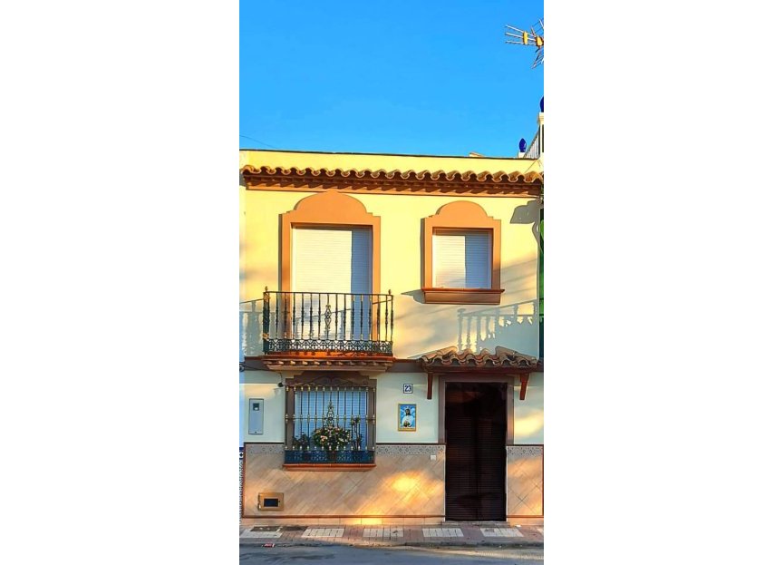 Resale - House - Townhouse - Estepona - Estepona Centro