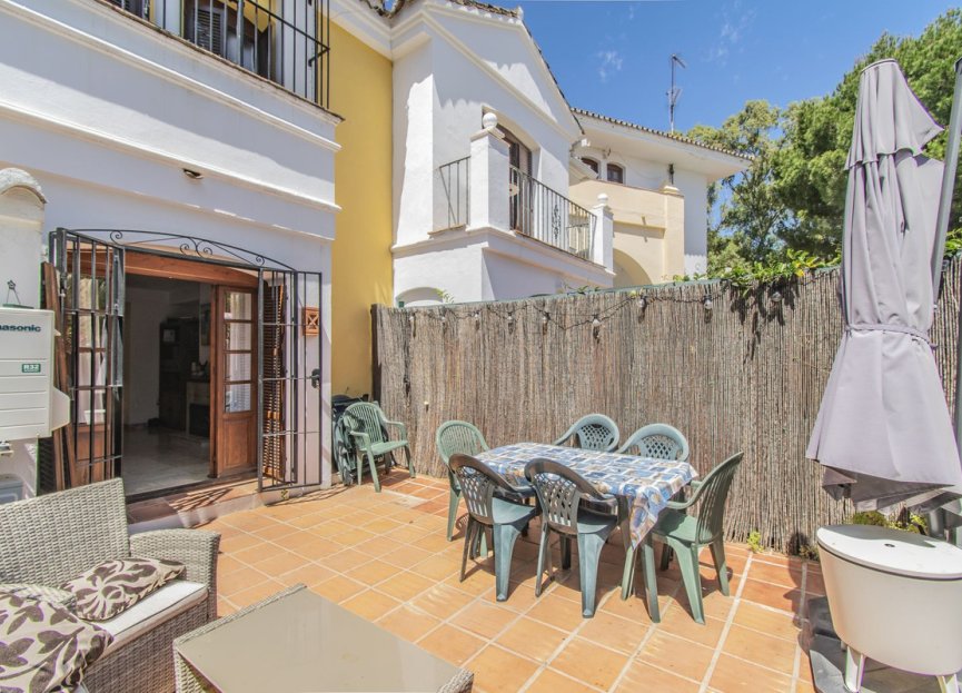 Resale - House - Townhouse - Estepona - Estepona Centro