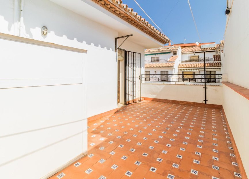 Resale - House - Townhouse - Estepona - Estepona Centro