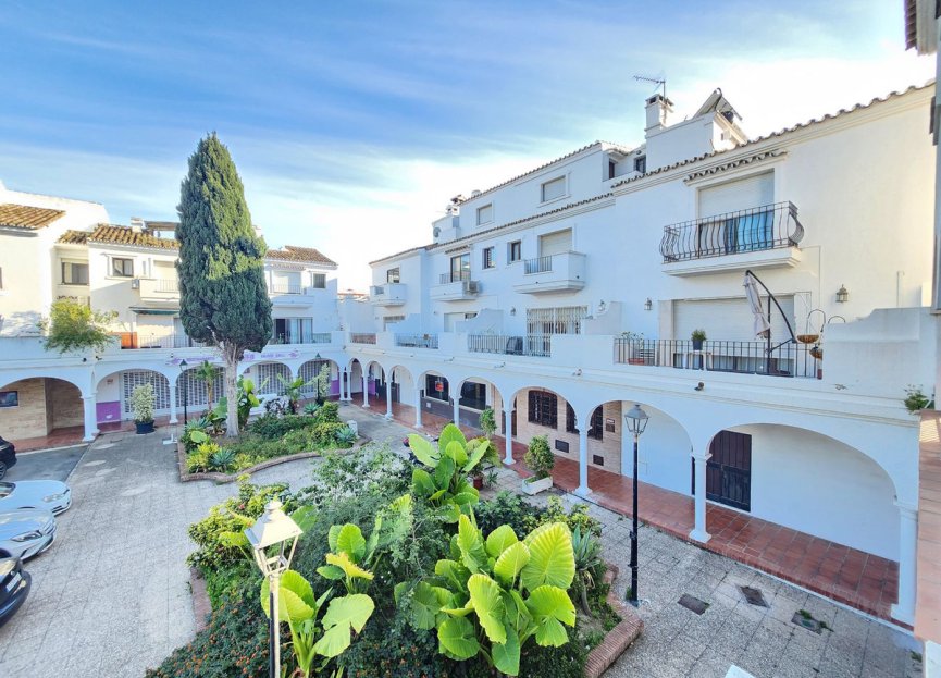 Resale - House - Townhouse - Estepona - Estepona Centro