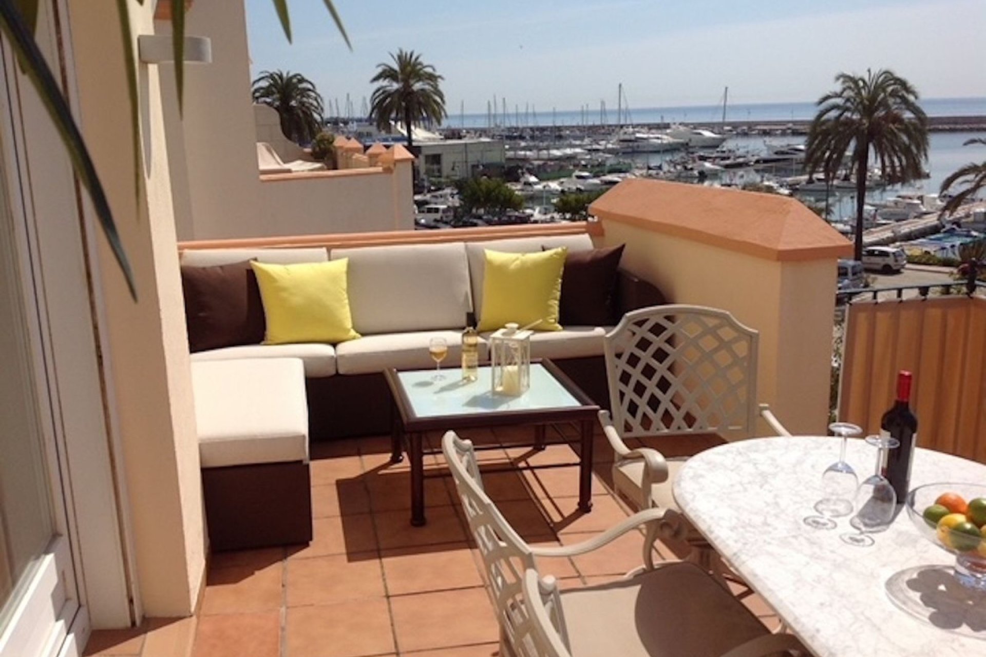 Resale - House - Townhouse - Estepona - Estepona Centro