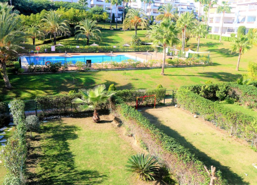 Resale - House - Townhouse - Estepona - Estepona Centro