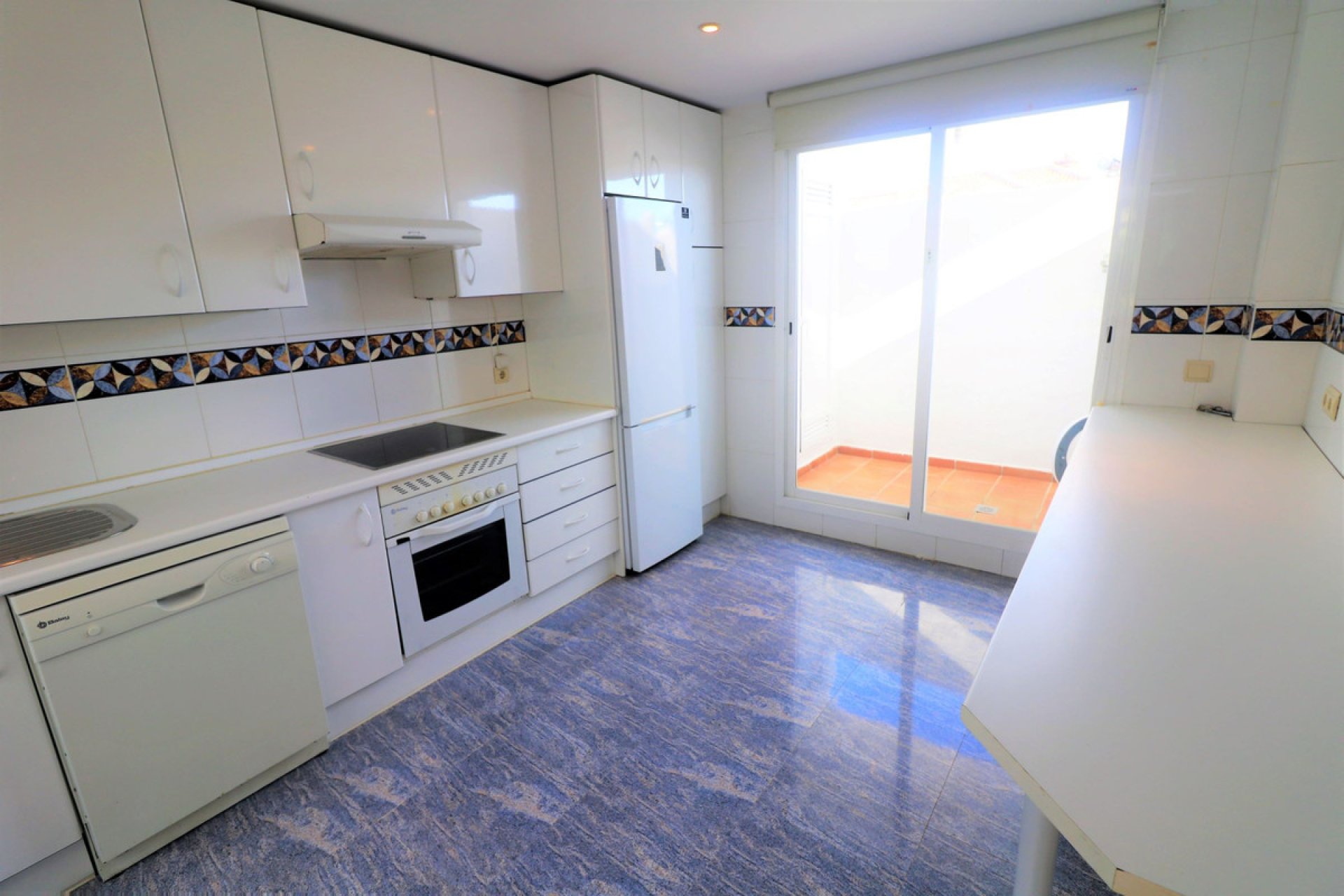 Resale - House - Townhouse - Estepona - Estepona Centro