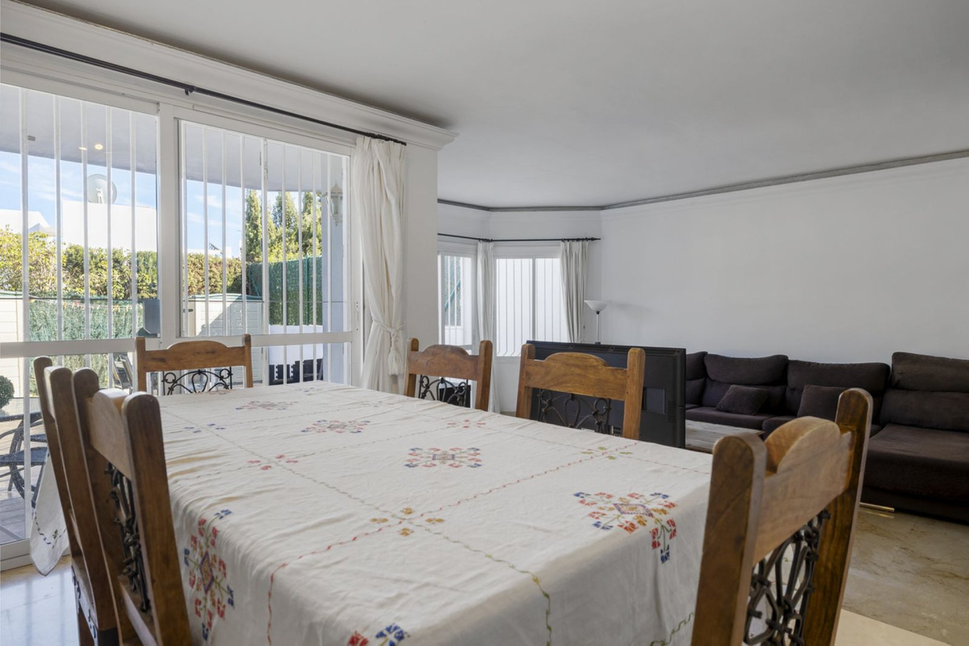 Resale - House - Townhouse - Estepona - Estepona Centro