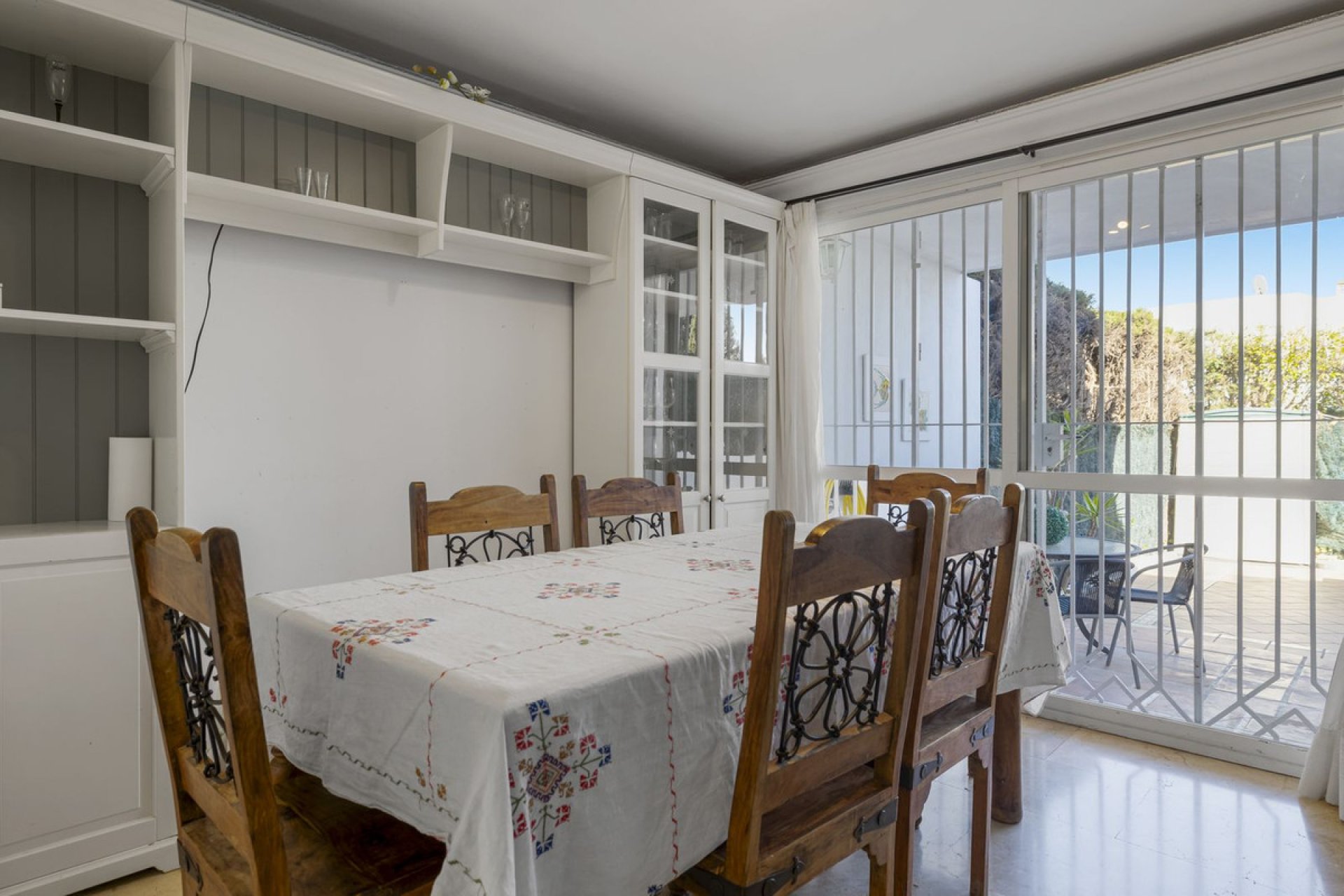 Resale - House - Townhouse - Estepona - Estepona Centro