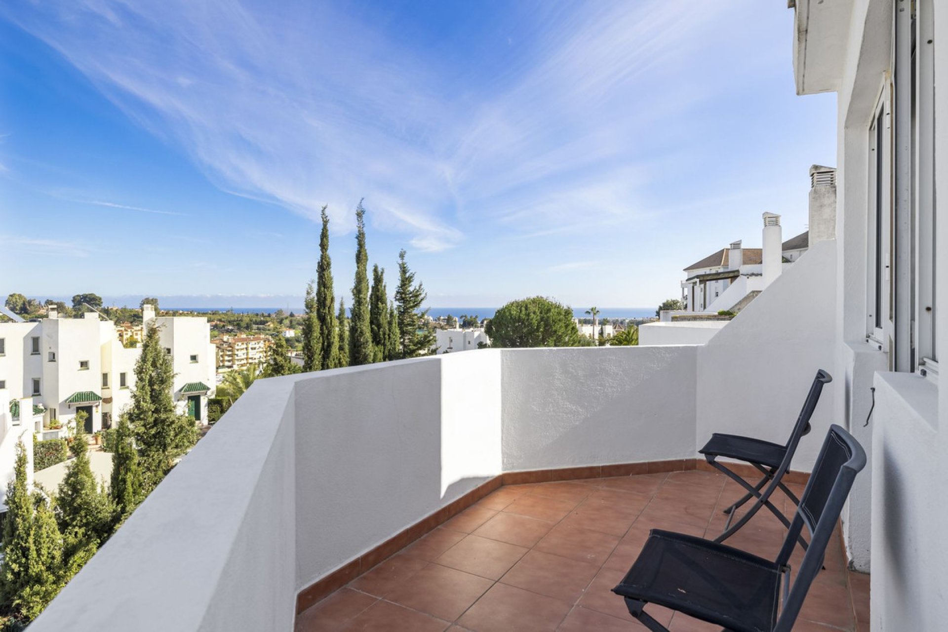 Resale - House - Townhouse - Estepona - Estepona Centro