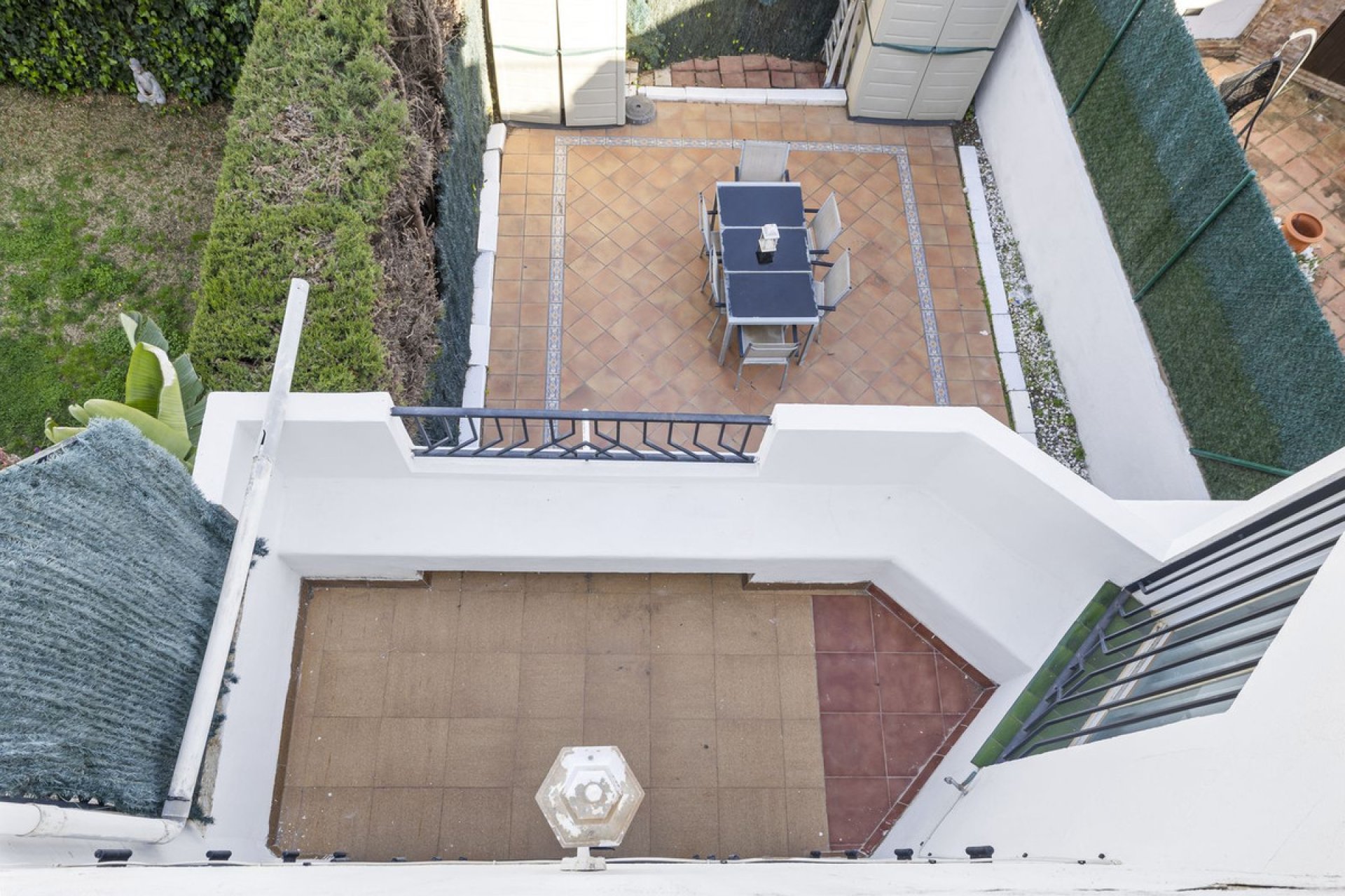 Resale - House - Townhouse - Estepona - Estepona Centro