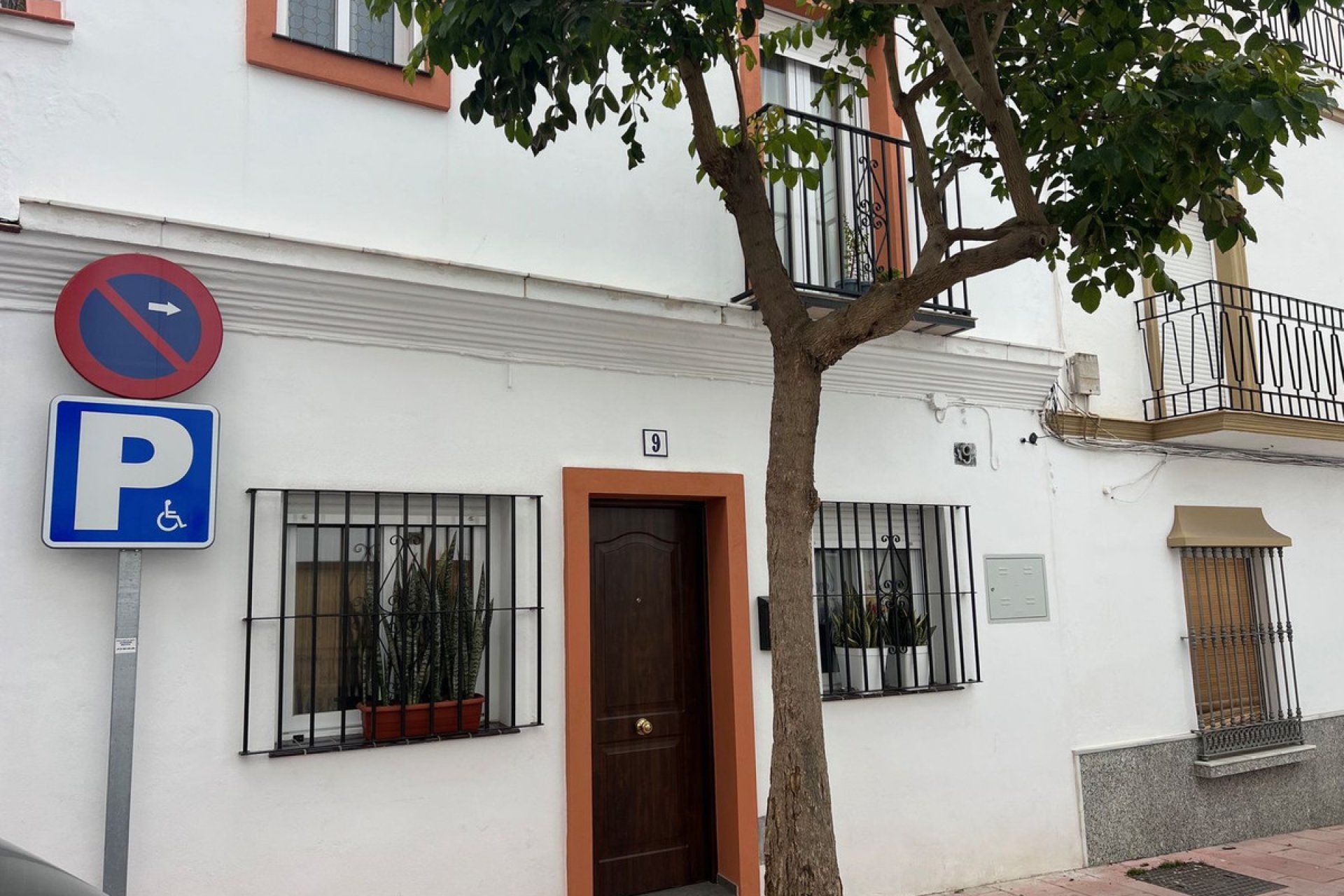 Resale - House - Townhouse - Estepona - Estepona Centro