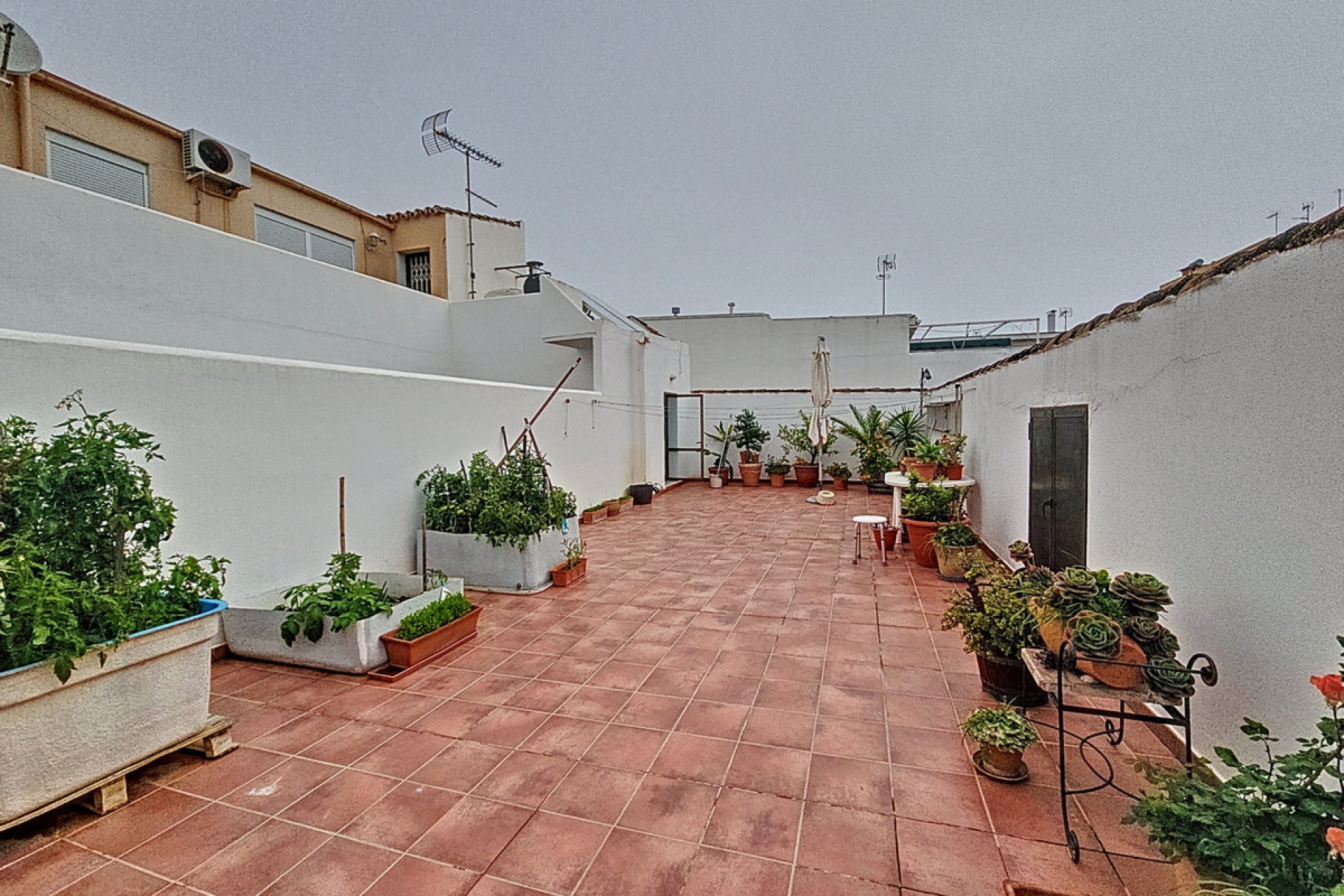 Resale - House - Townhouse - Estepona - Estepona Centro