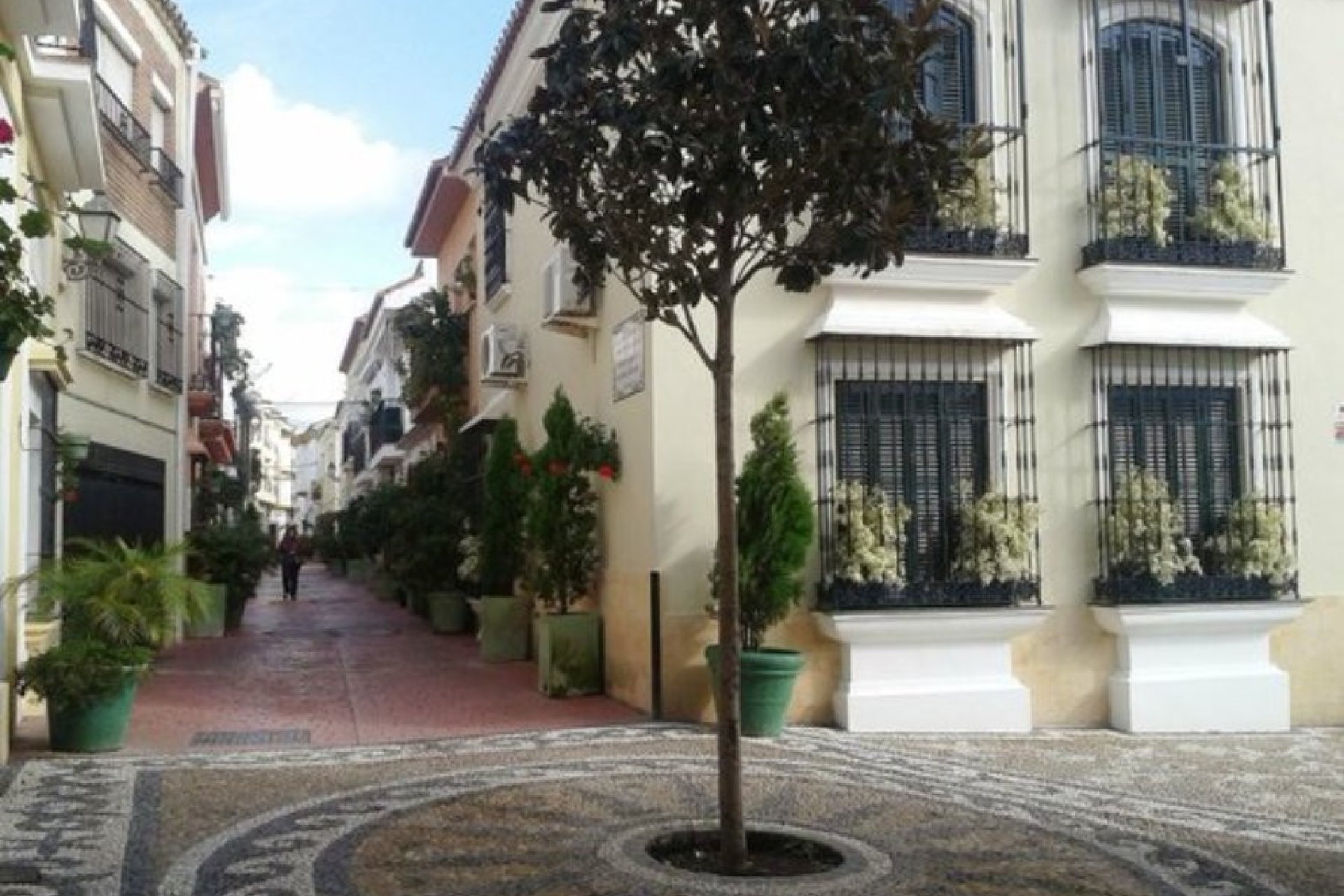 Resale - House - Townhouse - Estepona - Estepona Centro