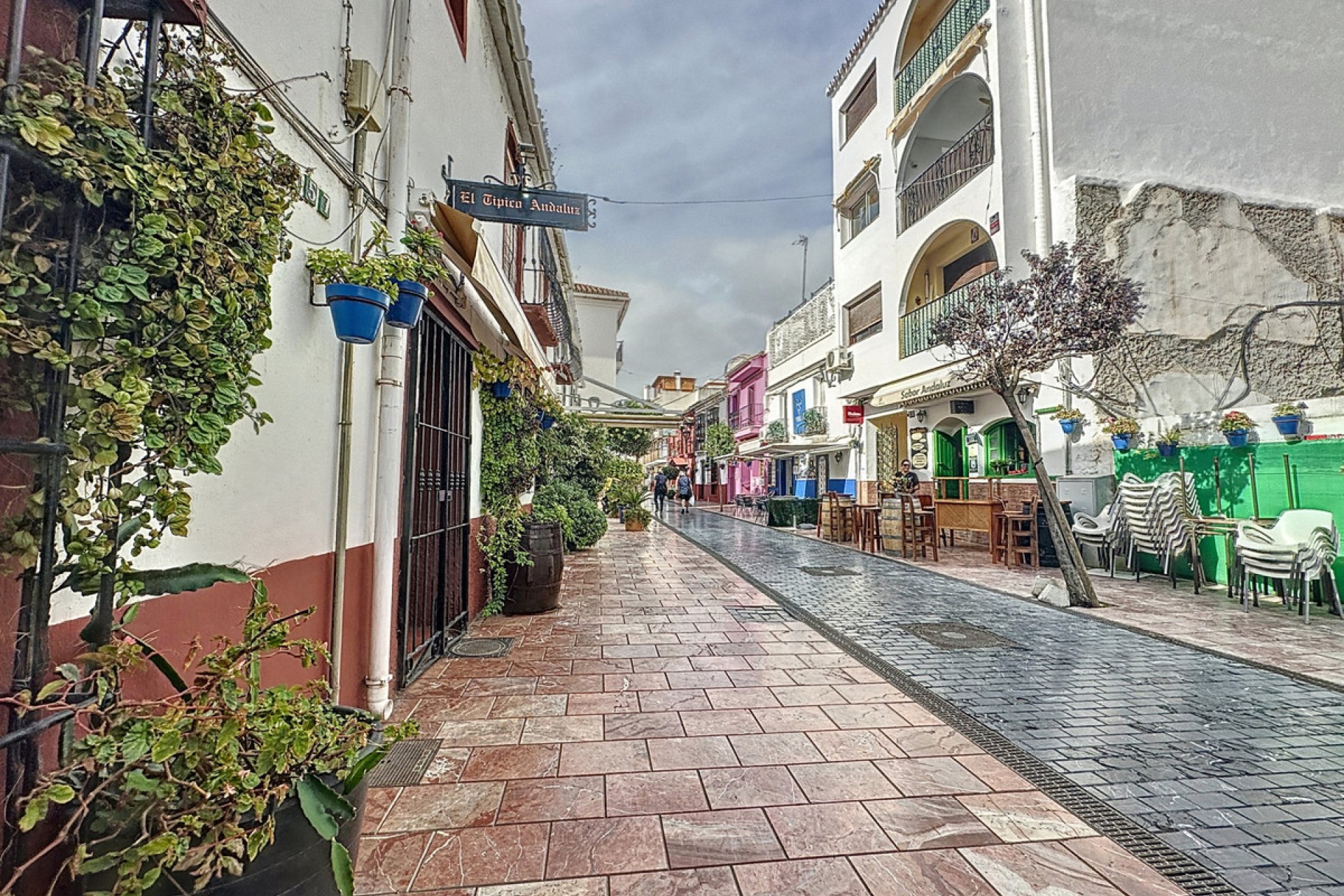 Resale - House - Townhouse - Estepona - Estepona Centro