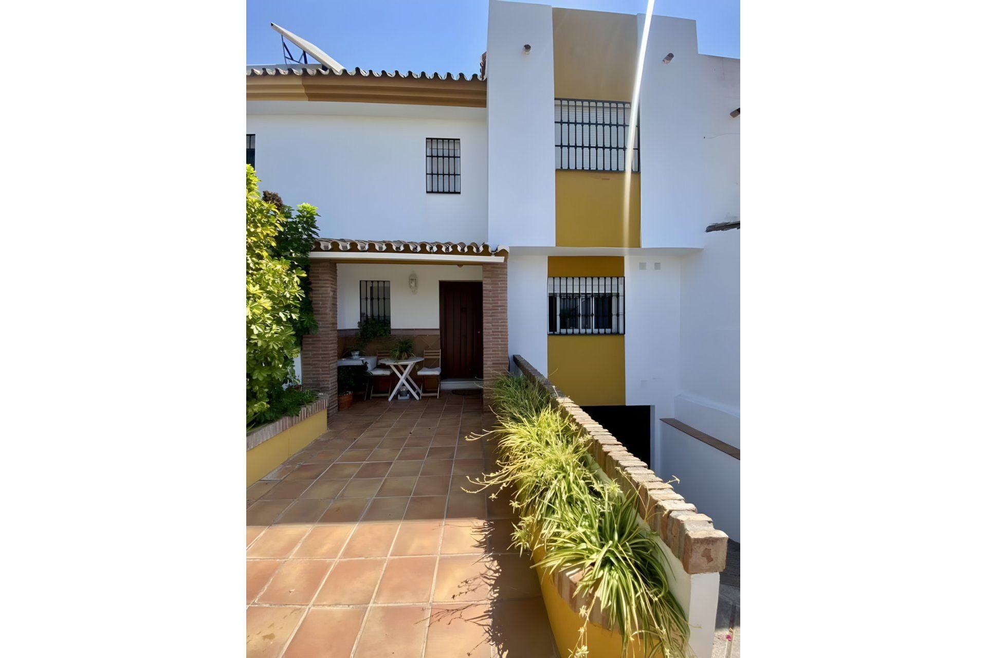 Resale - House - Townhouse - Estepona - Estepona Centro