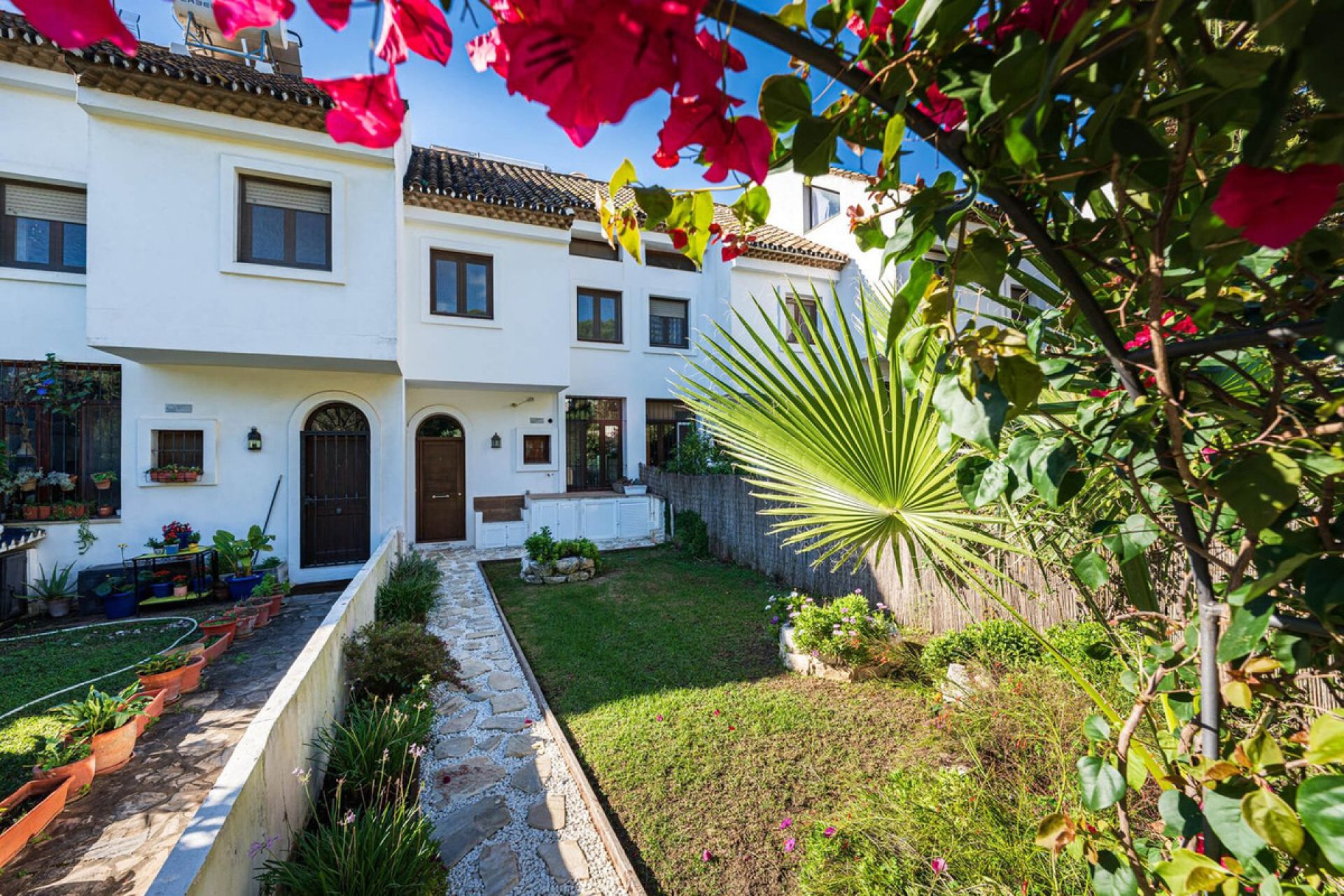 Resale - House - Townhouse - Estepona - Estepona Centro