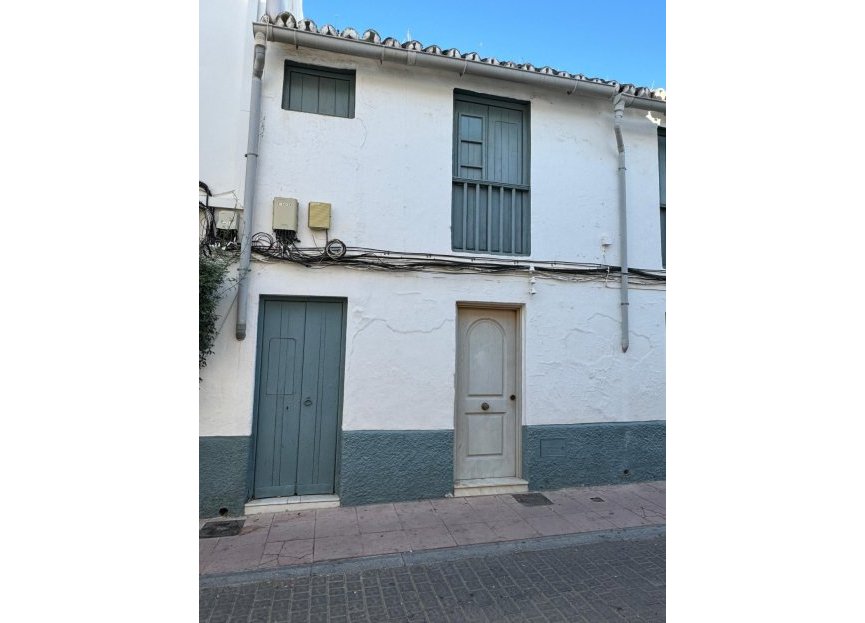 Resale - House - Townhouse - Estepona - Estepona Centro