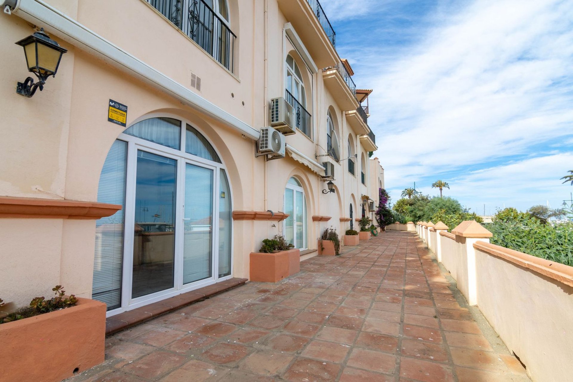 Resale - House - Townhouse - Estepona - Estepona Centro