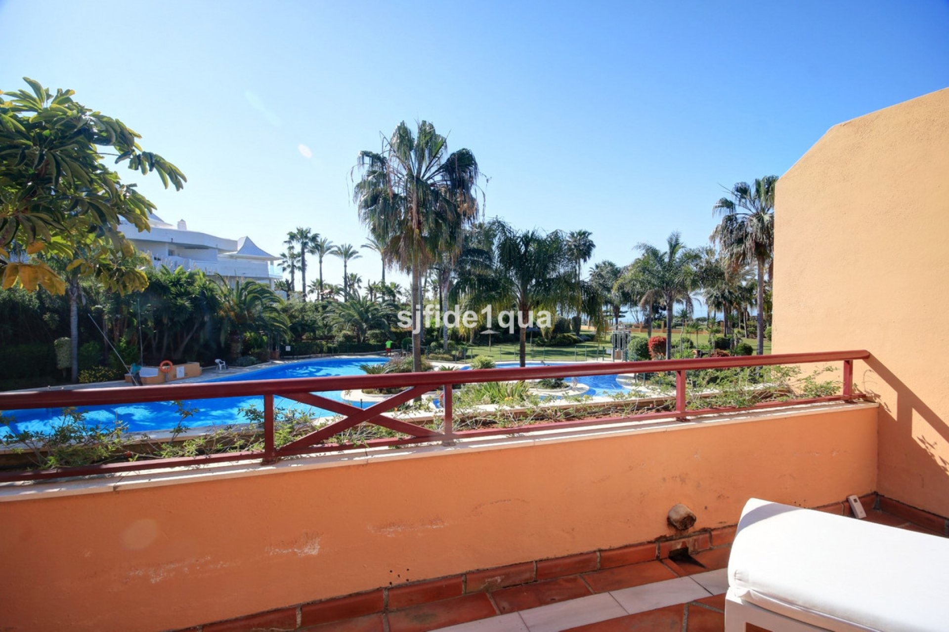 Resale - House - Townhouse - Estepona - Estepona Centro