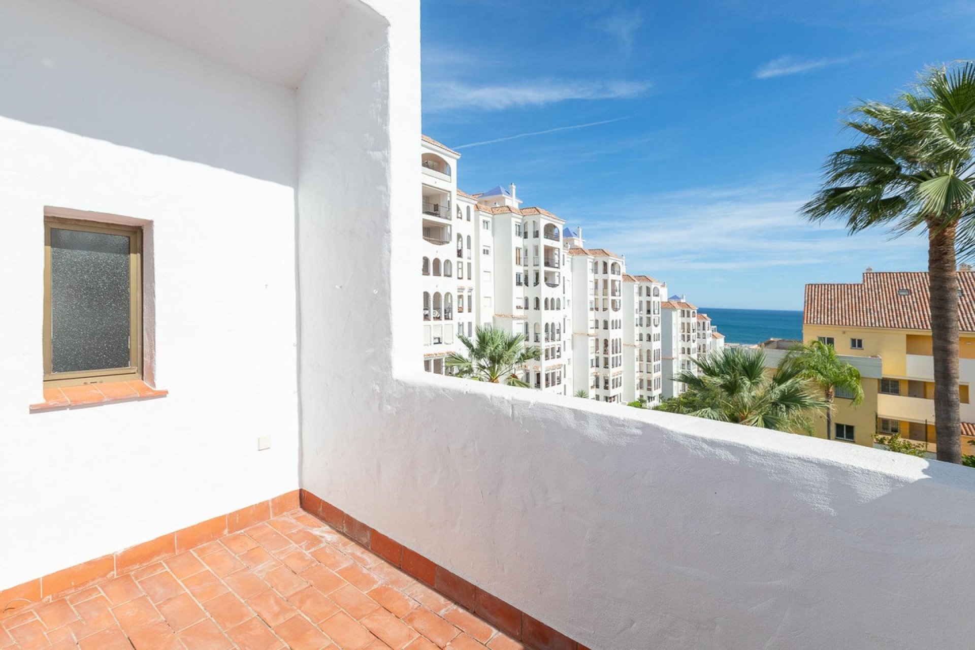 Resale - House - Townhouse - Estepona - Estepona Centro