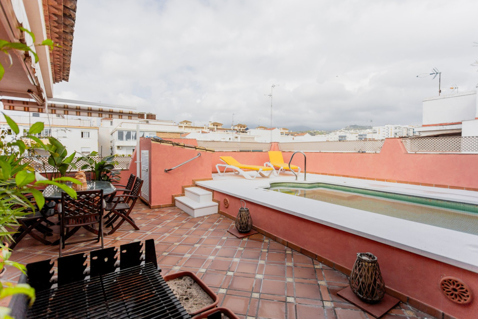 Resale - House - Townhouse - Estepona - Estepona Centro