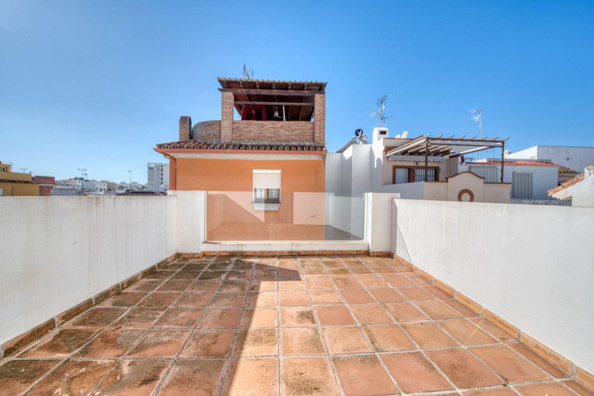 Resale - House - Townhouse - Estepona - Estepona Centro