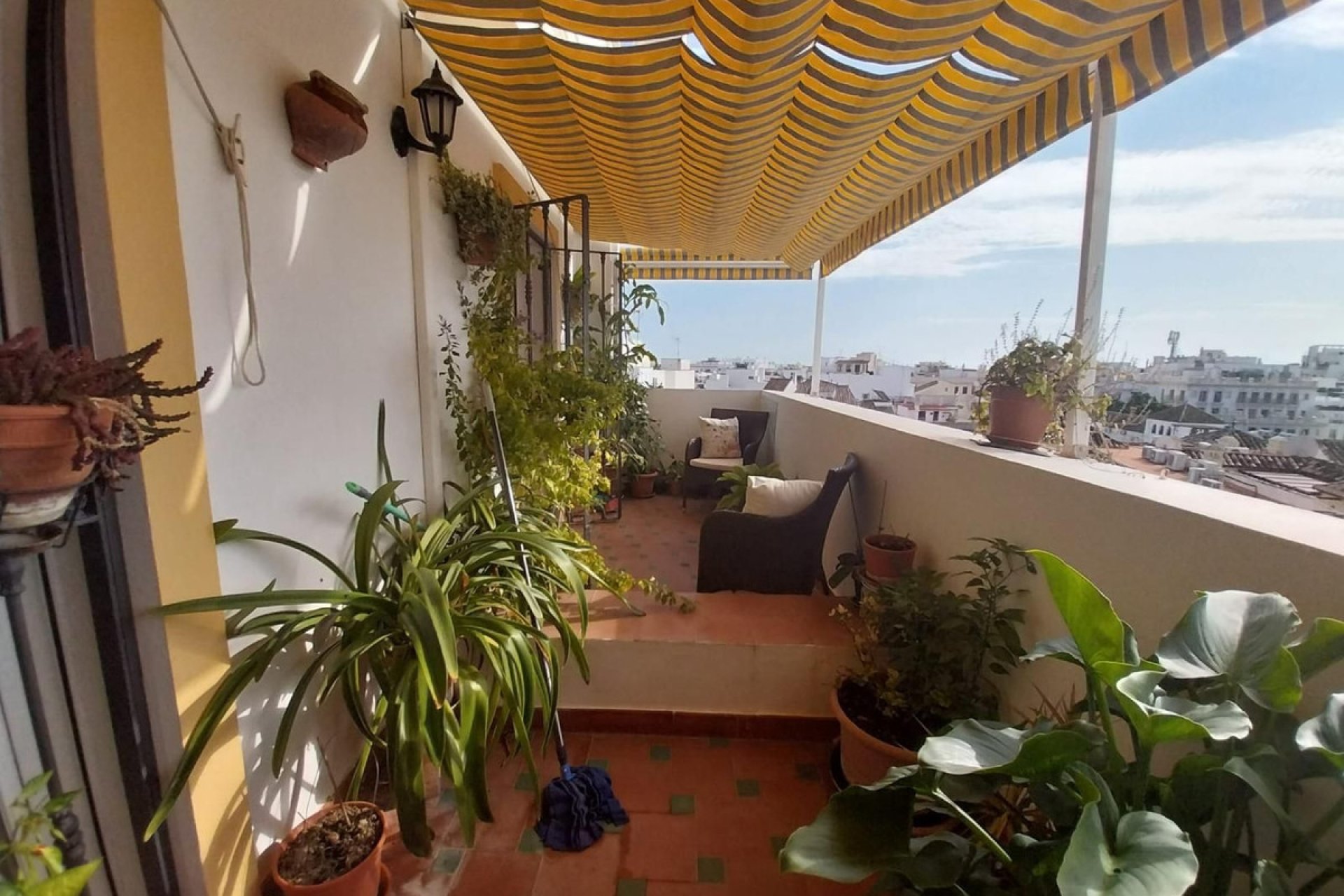 Resale - House - Townhouse - Estepona - Estepona Centro