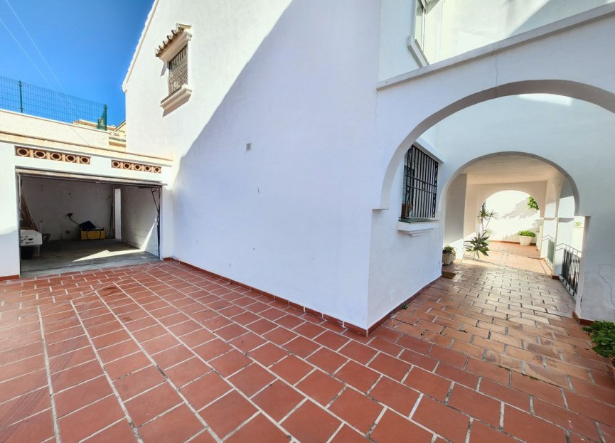 Resale - House - Townhouse - Estepona - Estepona Centro