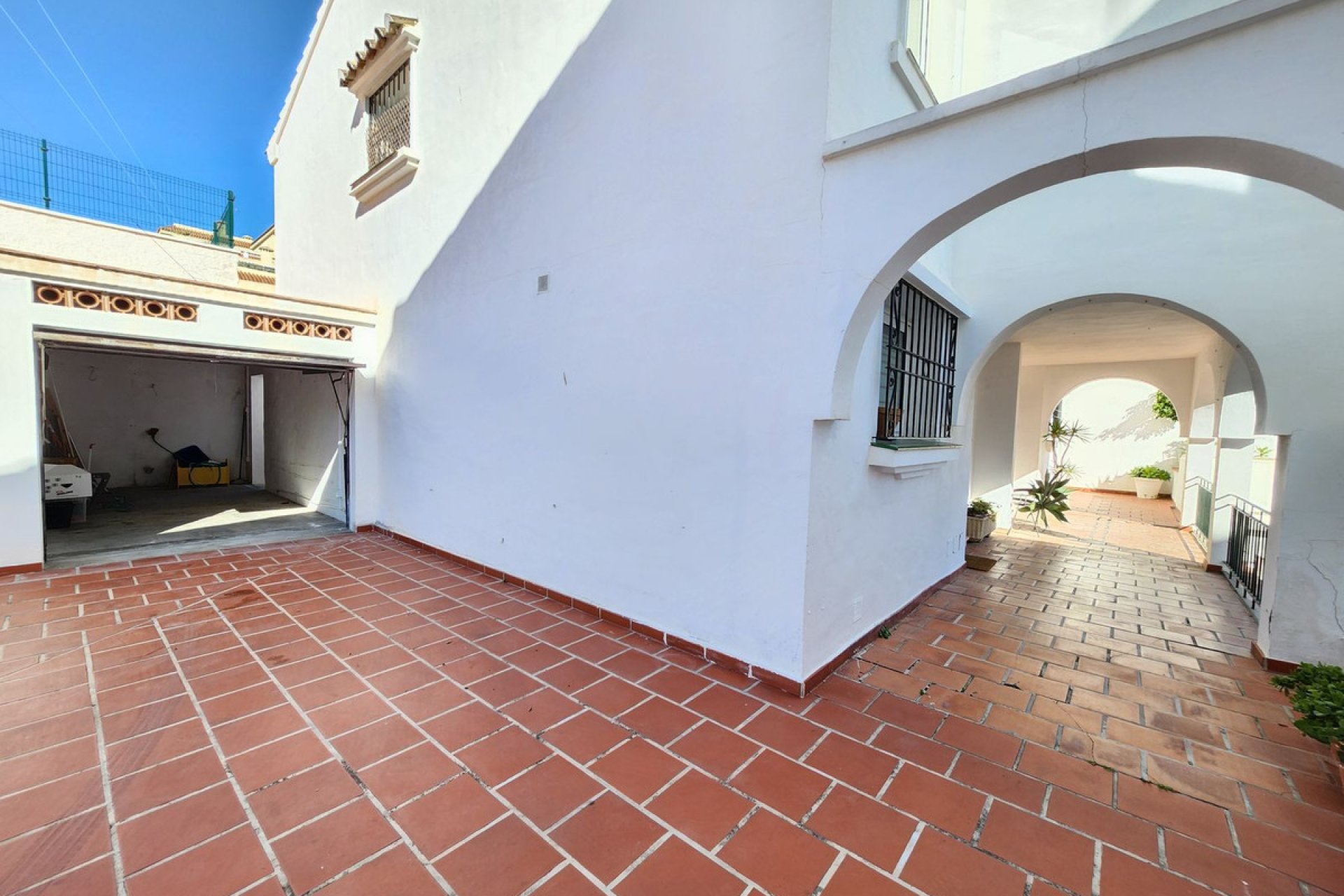 Resale - House - Townhouse - Estepona - Estepona Centro