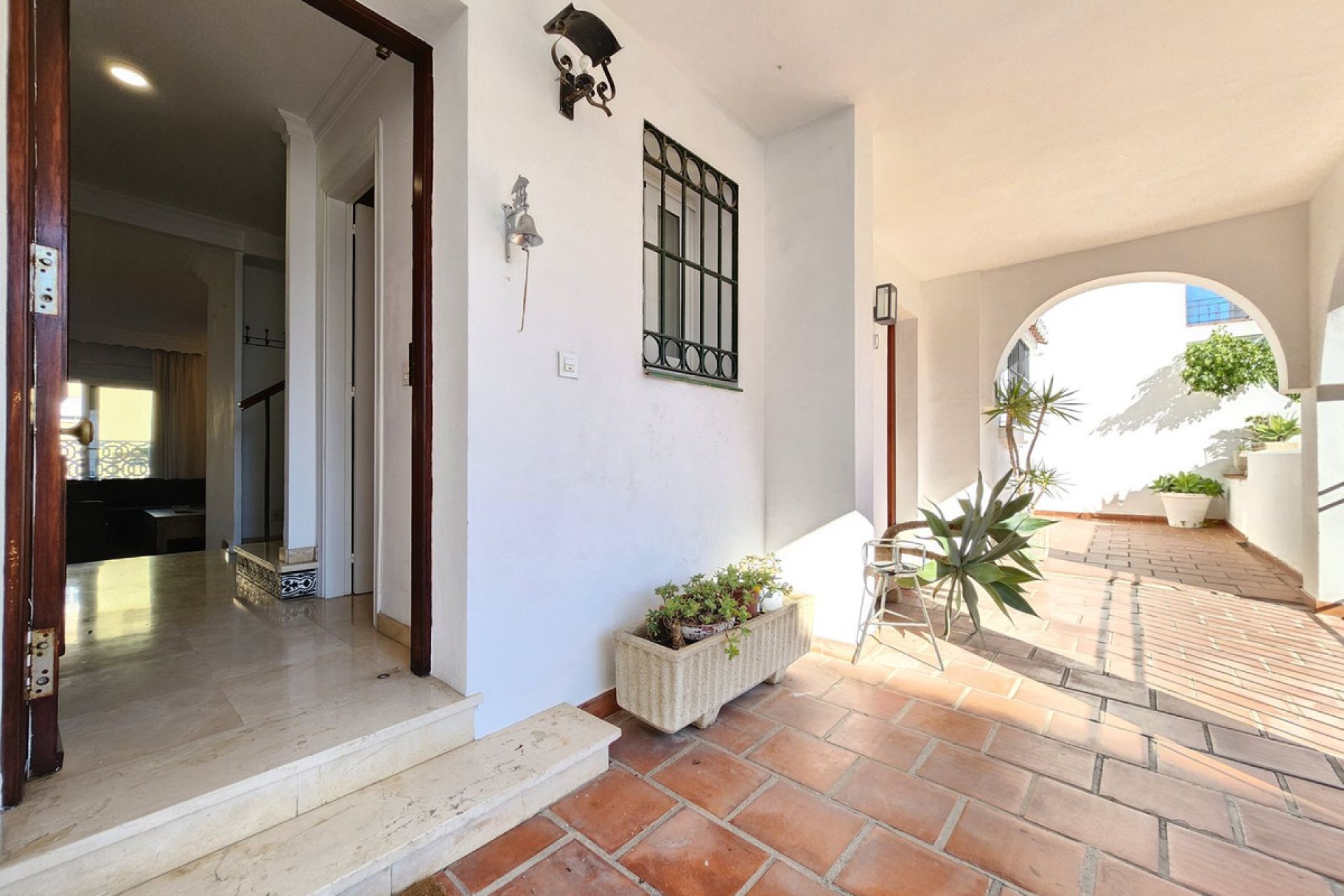 Resale - House - Townhouse - Estepona - Estepona Centro