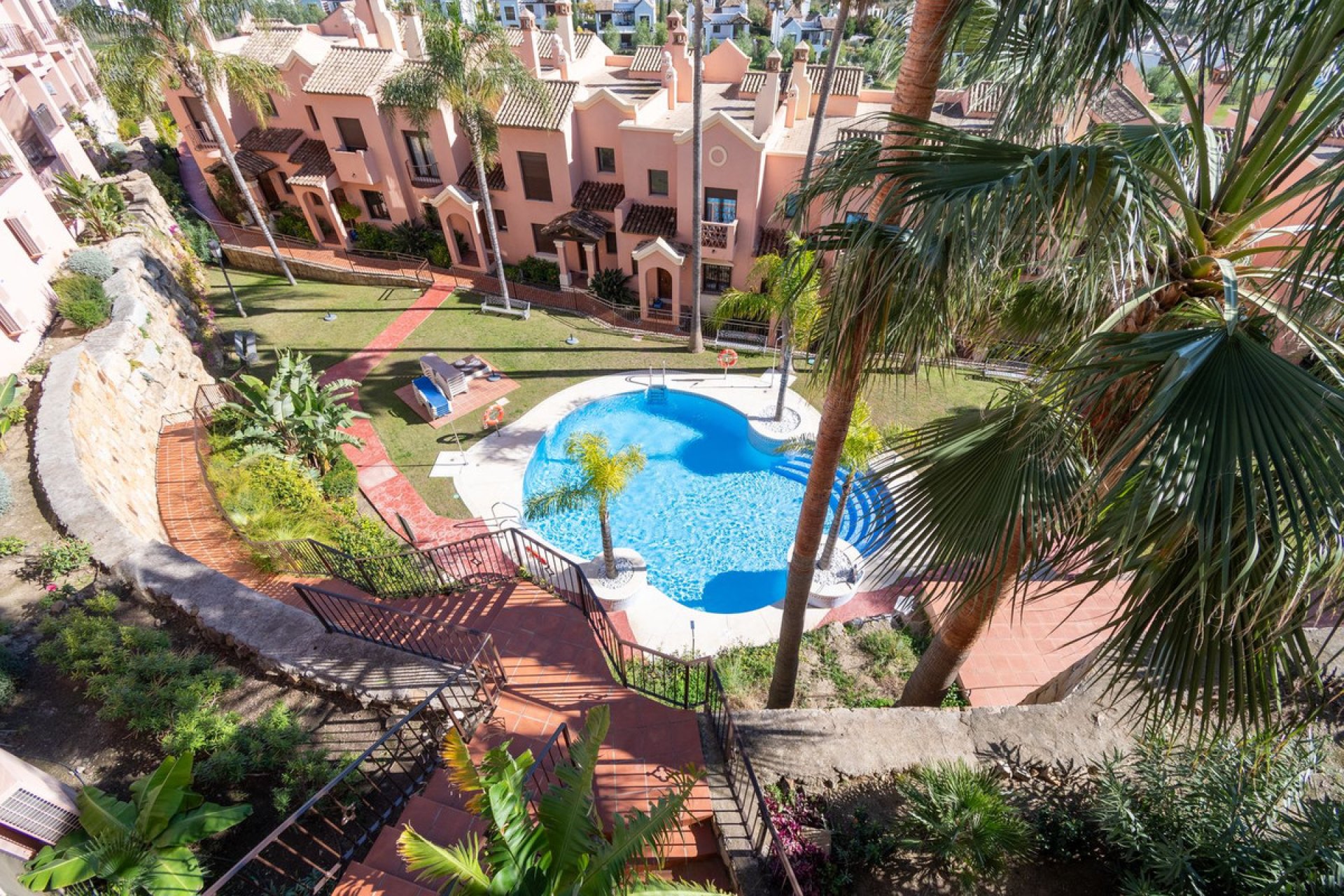 Resale - House - Townhouse - Estepona - Estepona Centro