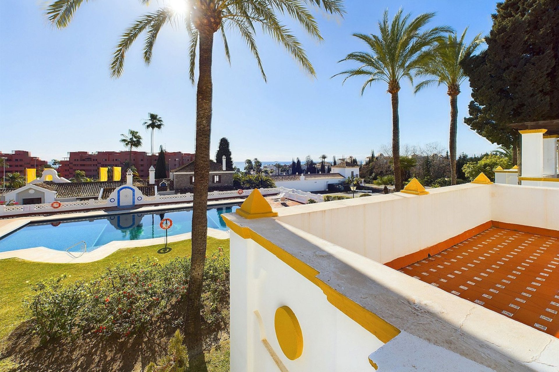 Resale - House - Townhouse - Estepona - Estepona Centro