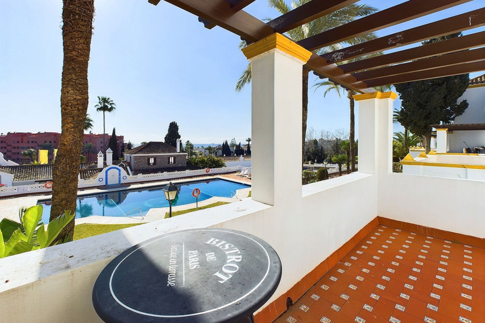 Resale - House - Townhouse - Estepona - Estepona Centro