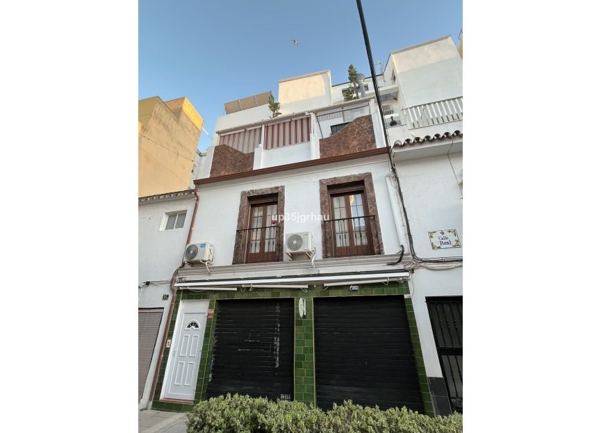 Resale - House - Townhouse - Estepona - Estepona Centro