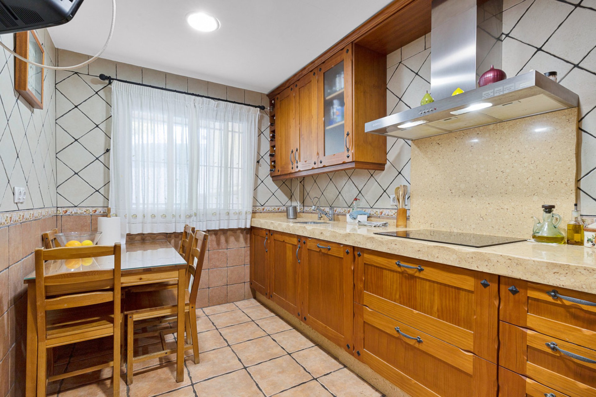 Resale - House - Townhouse - Estepona - Estepona Centro