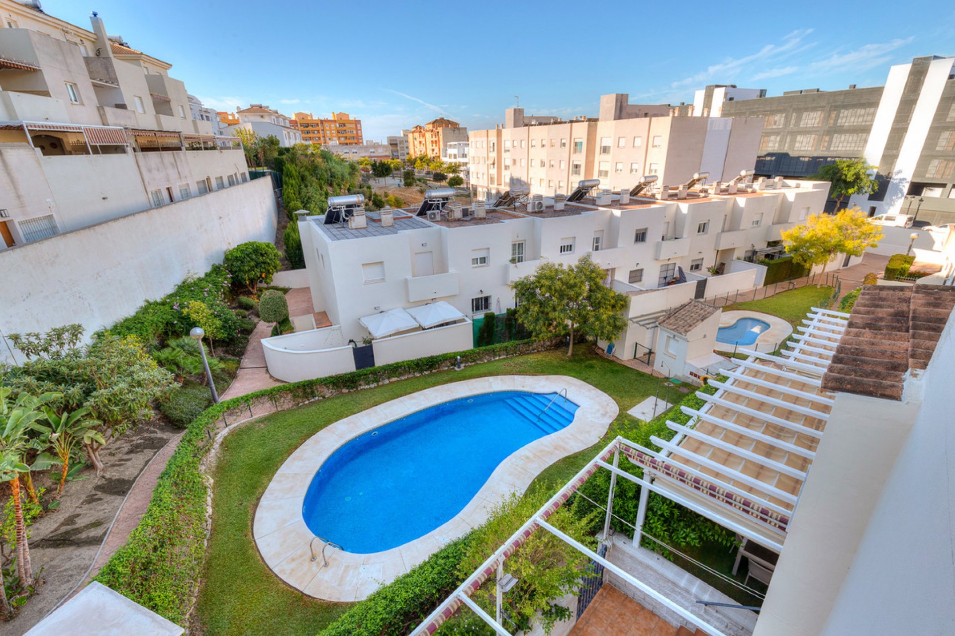 Resale - House - Townhouse - Estepona - Estepona Centro