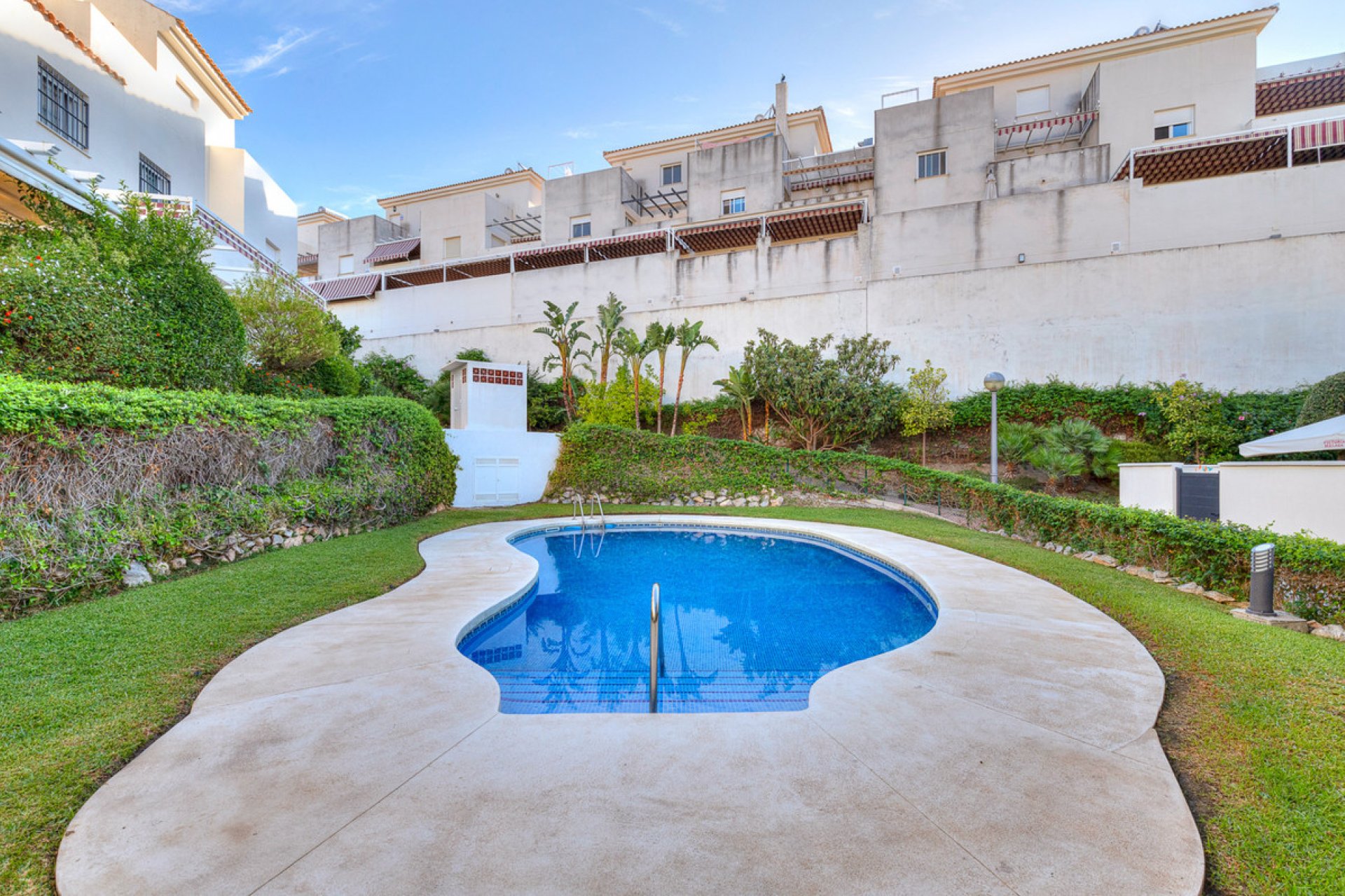 Resale - House - Townhouse - Estepona - Estepona Centro